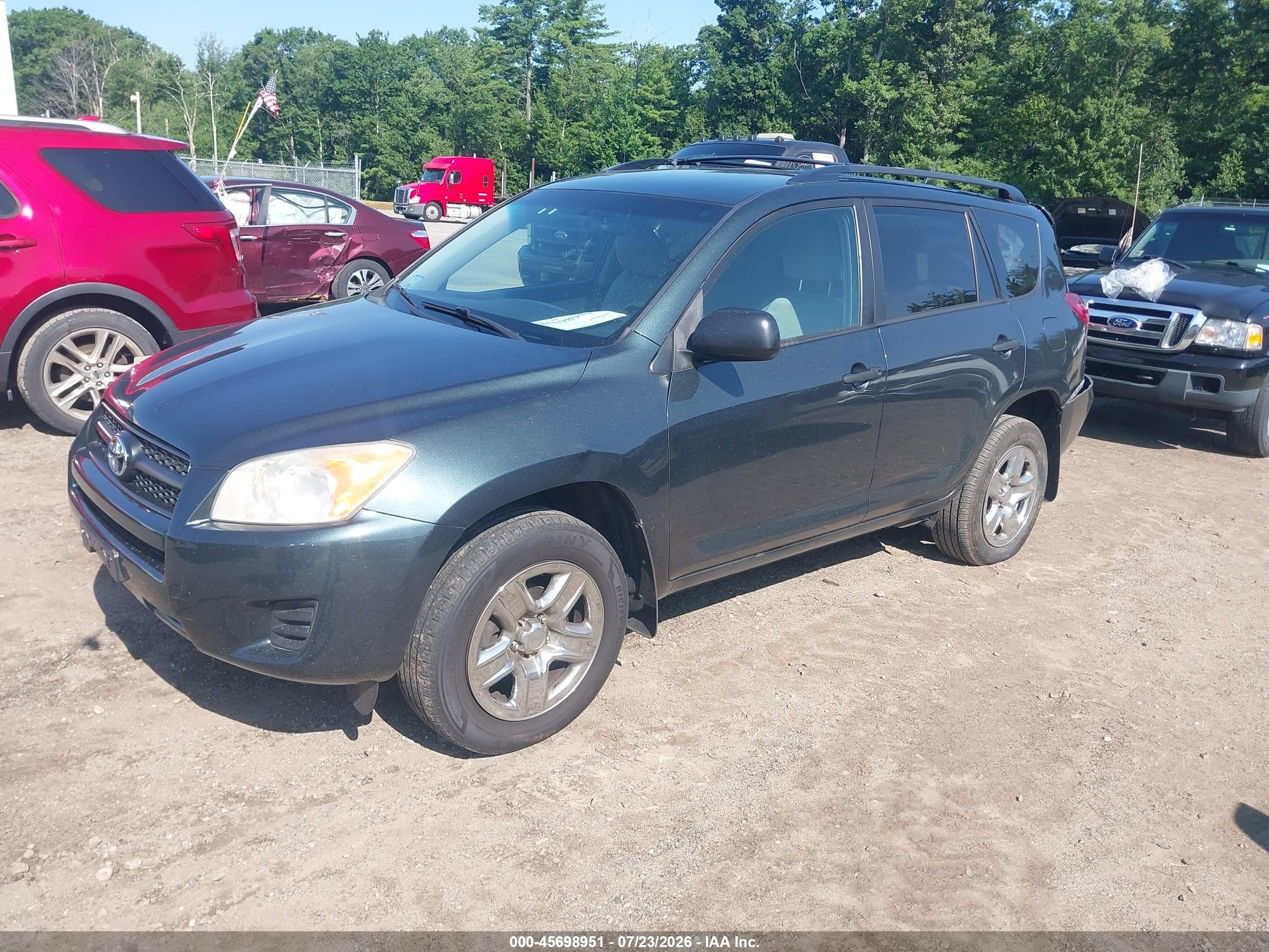 2011 Toyota Rav4   Green vin: 2T3BF4DV4BW165827