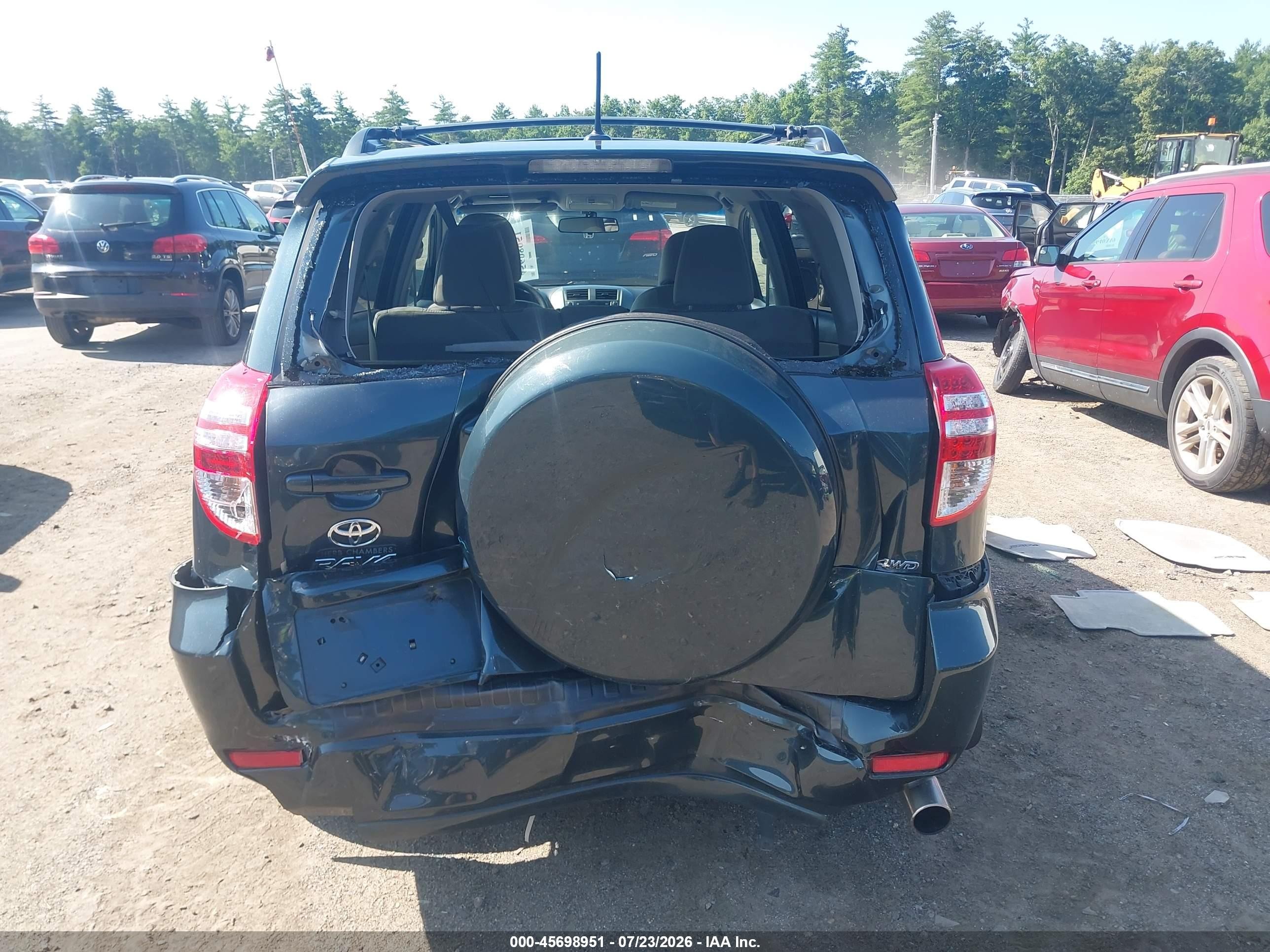 2011 Toyota Rav4   Green vin: 2T3BF4DV4BW165827