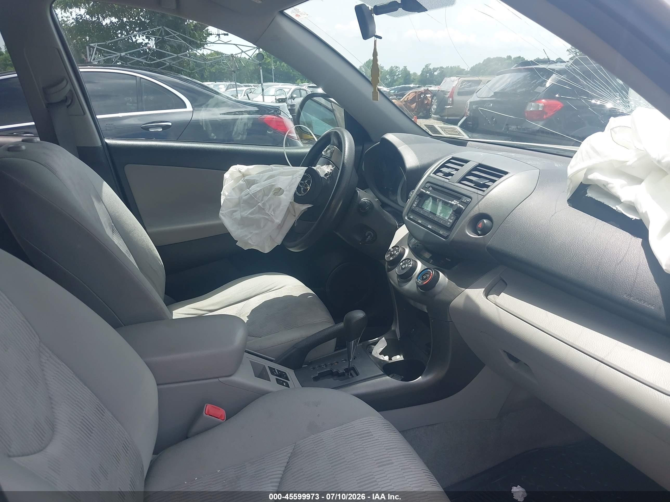 2012 Toyota Rav4   Silver vin: 2T3BF4DV4CW183746