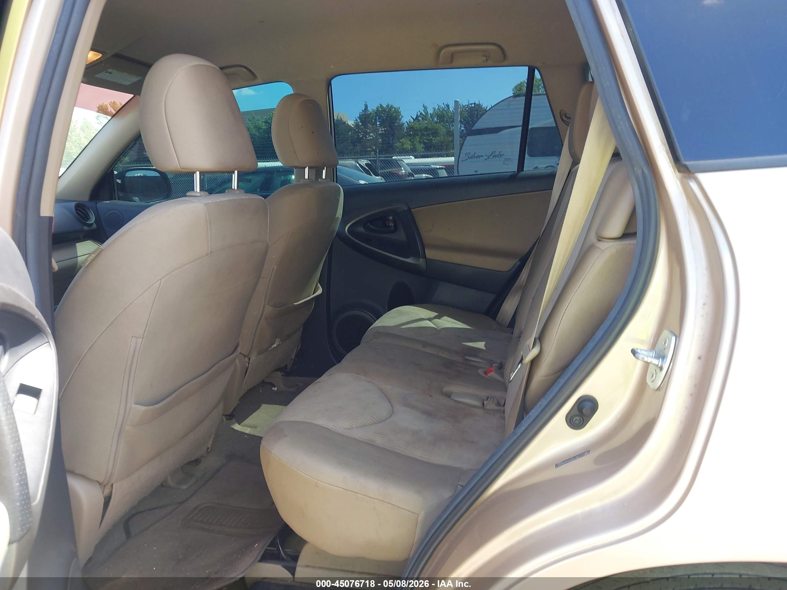 2012 Toyota Rav4   Beige vin: 2T3BF4DV4CW188851