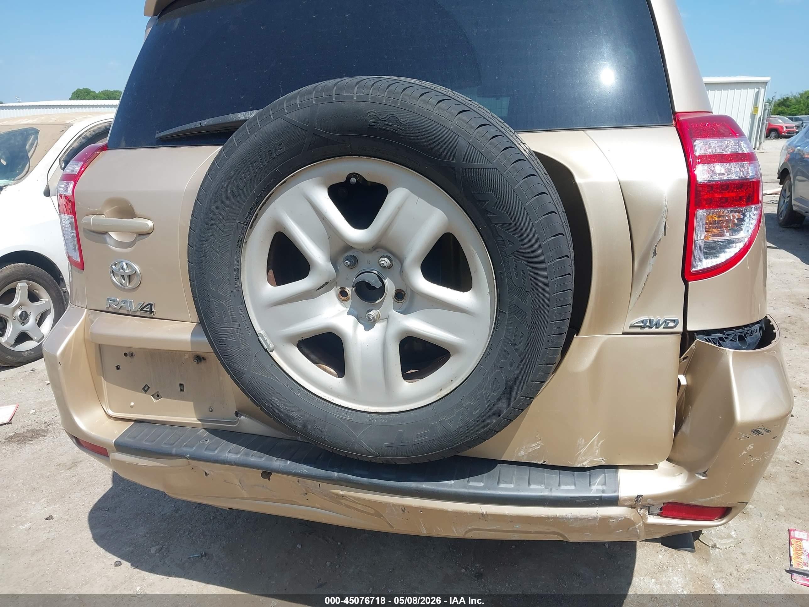 2012 Toyota Rav4   Beige vin: 2T3BF4DV4CW188851