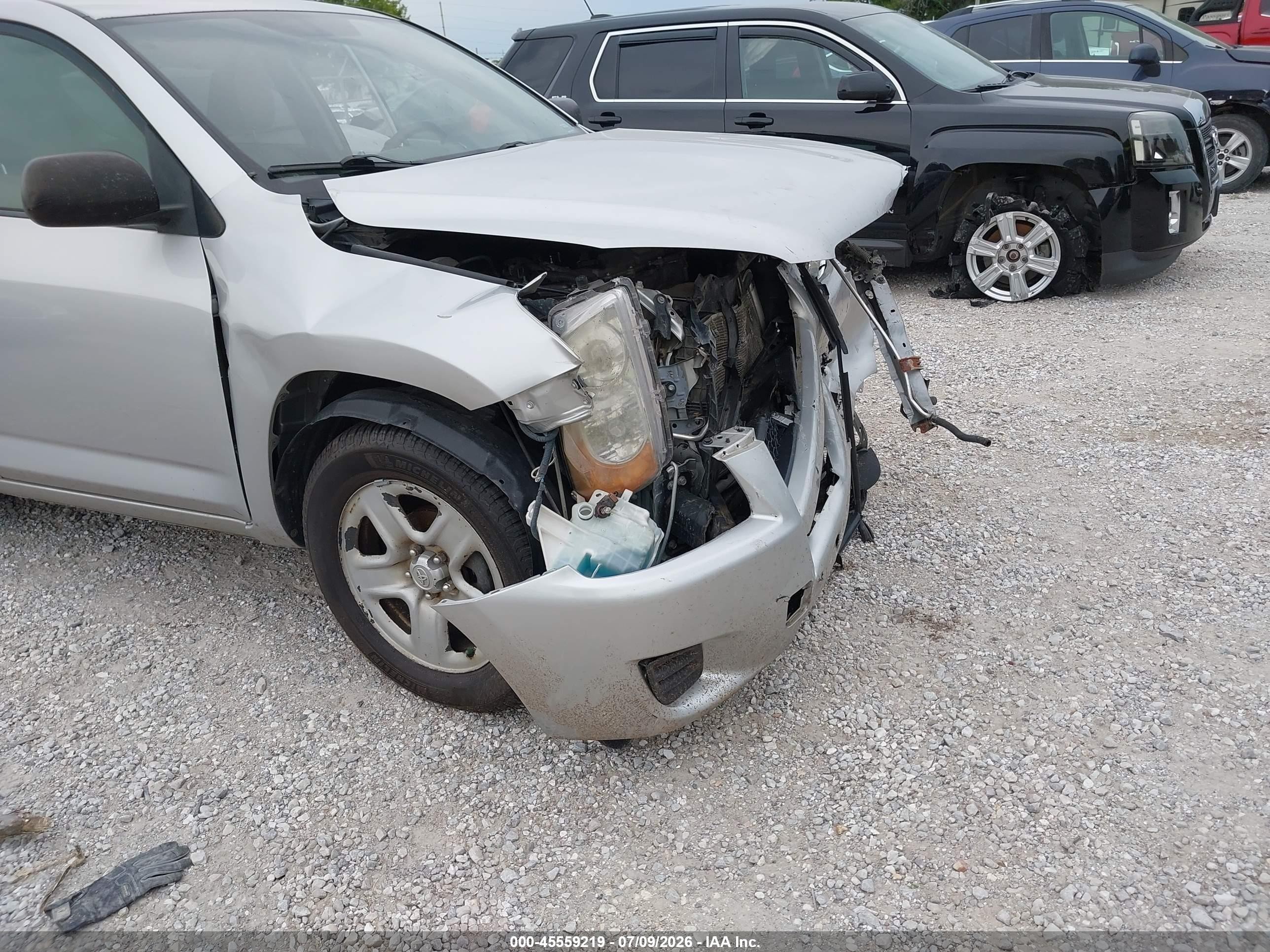 2012 Toyota Rav4   Silver vin: 2T3BF4DV4CW194939