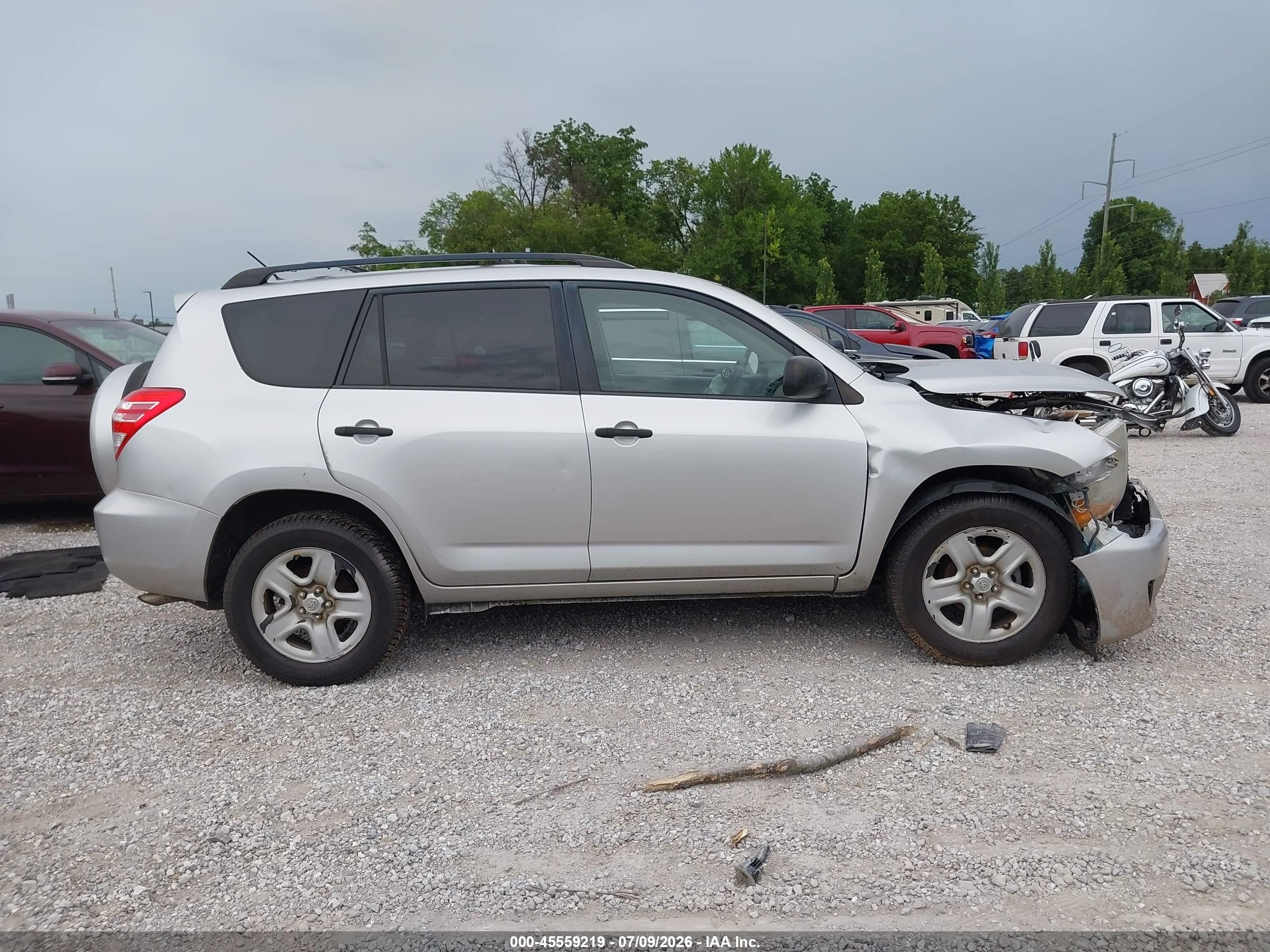 2012 Toyota Rav4   Silver vin: 2T3BF4DV4CW194939