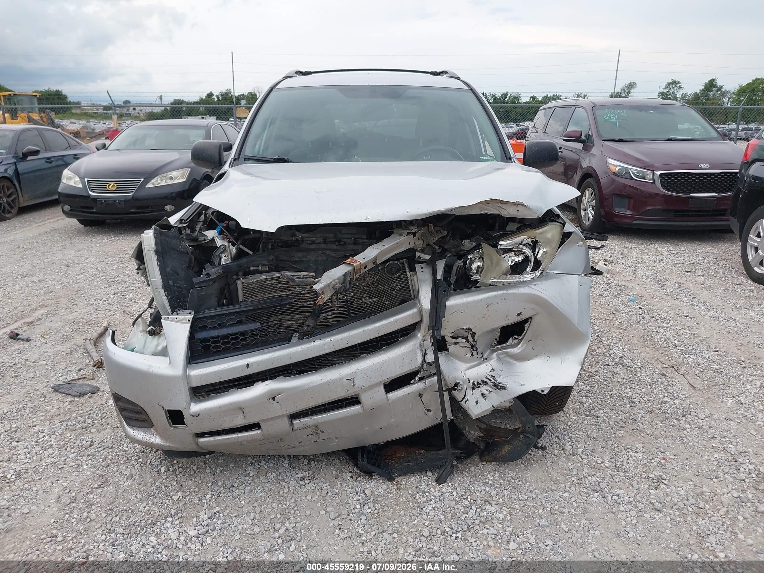 2012 Toyota Rav4   Silver vin: 2T3BF4DV4CW194939