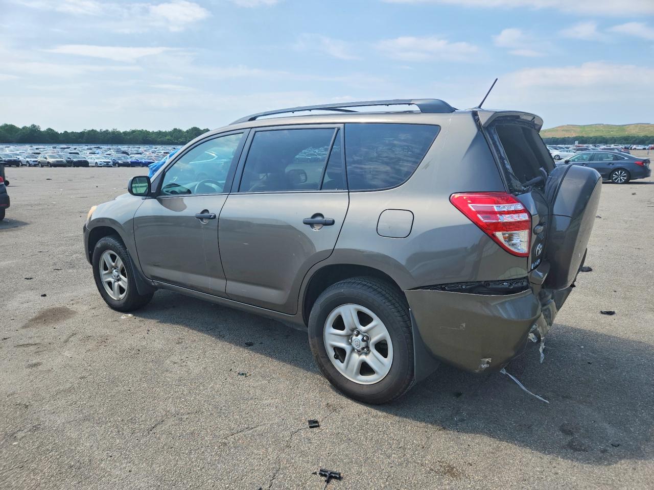 2012 Toyota Rav4 Base Tan vin: 2T3BF4DV4CW196674