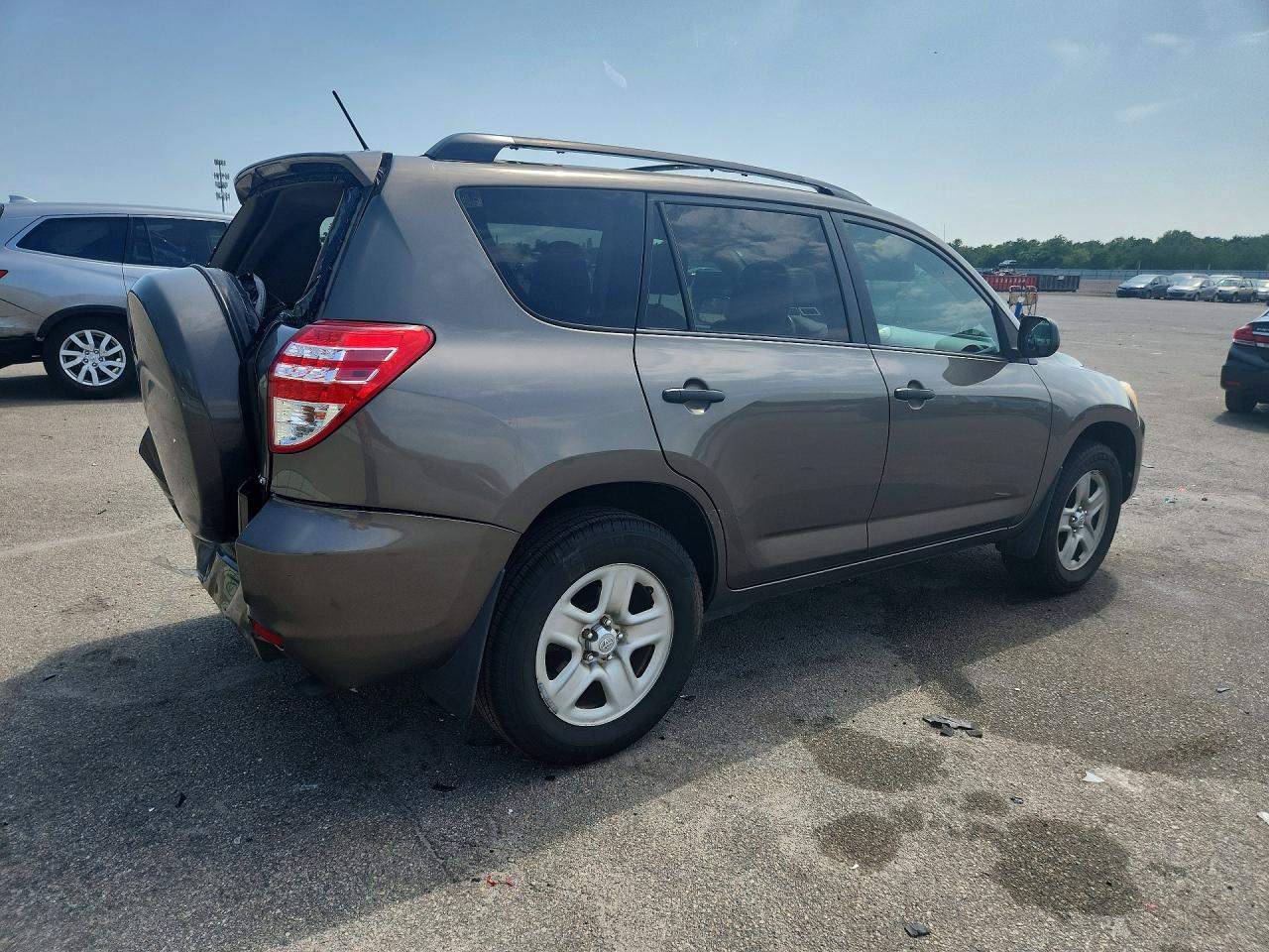 2012 Toyota Rav4 Base Tan vin: 2T3BF4DV4CW196674