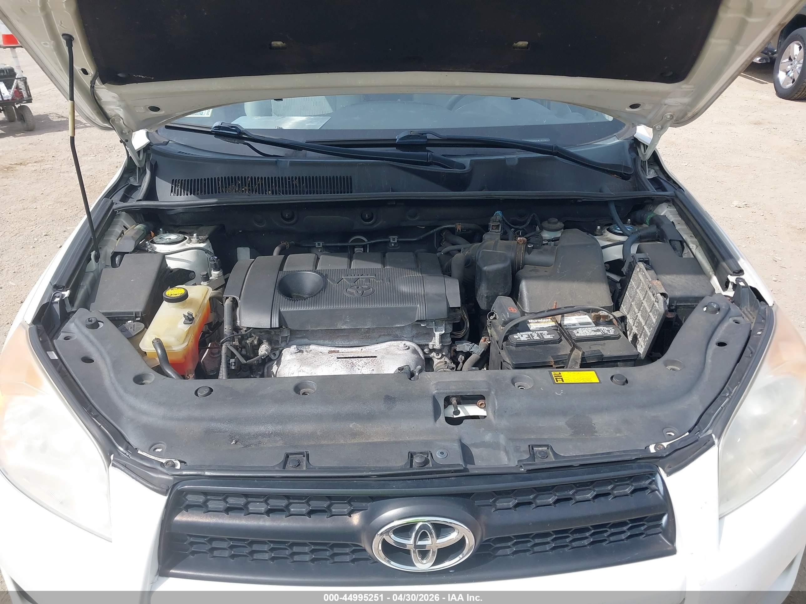 2012 Toyota Rav4   White vin: 2T3BF4DV4CW215918
