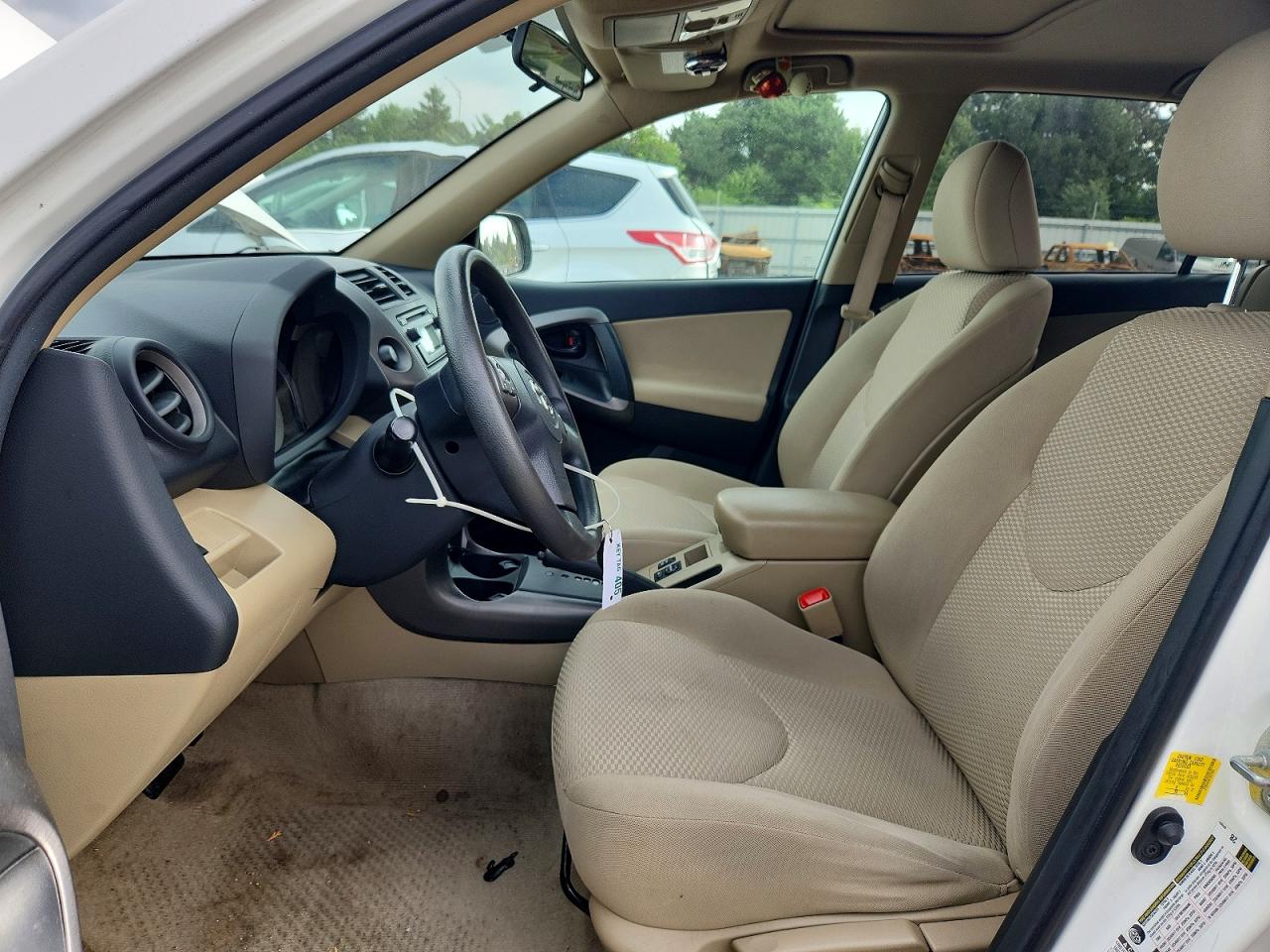 2012 Toyota Rav4 Base White vin: 2T3BF4DV4CW231861