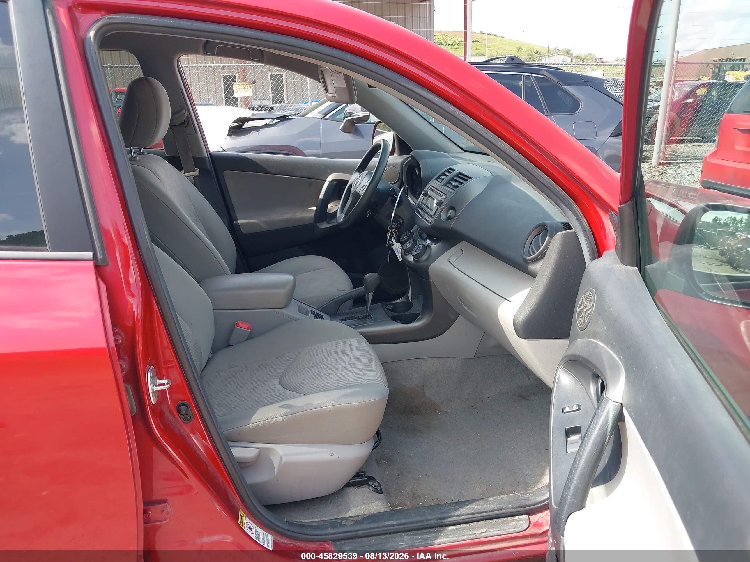 2012 Toyota Rav4   Красный vin: 2T3BF4DV4CW250572