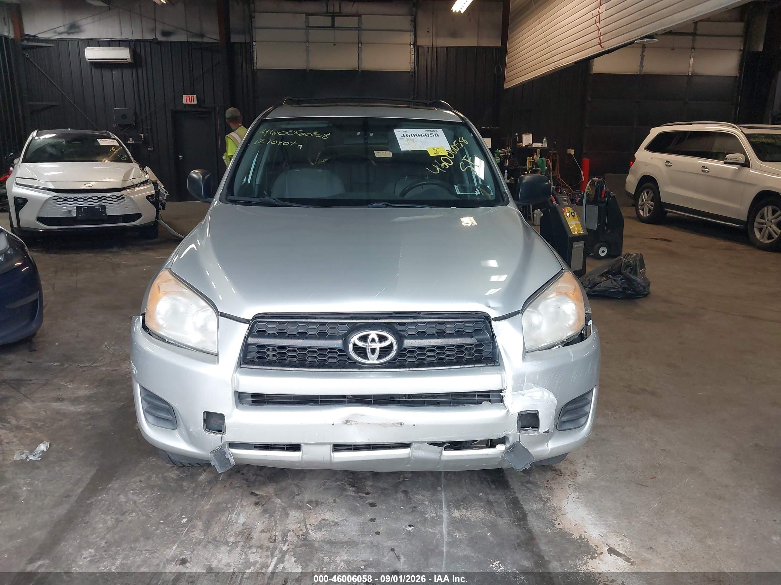 2012 Toyota Rav4 Silver vin: 2T3BF4DV4CW261667