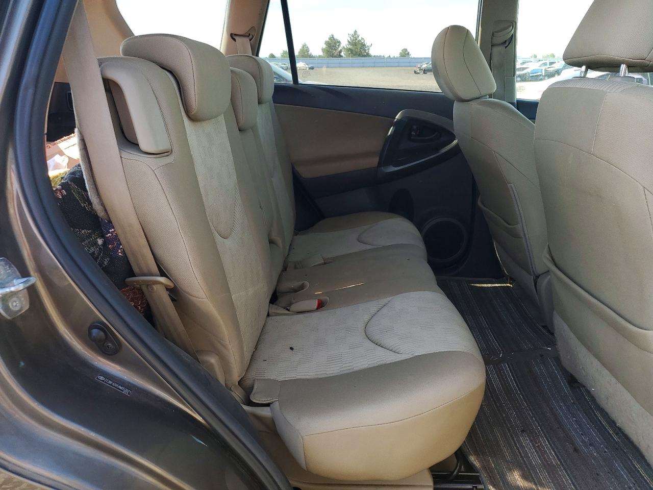 2010 Toyota Rav4 Base Tan vin: 2T3BF4DV5AW053021