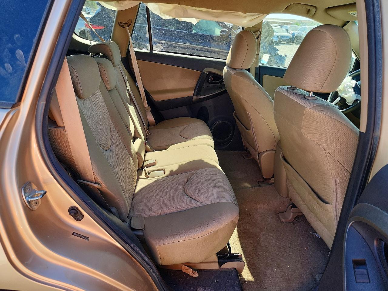 2010 Toyota Rav4 Base Tan vin: 2T3BF4DV5AW055531