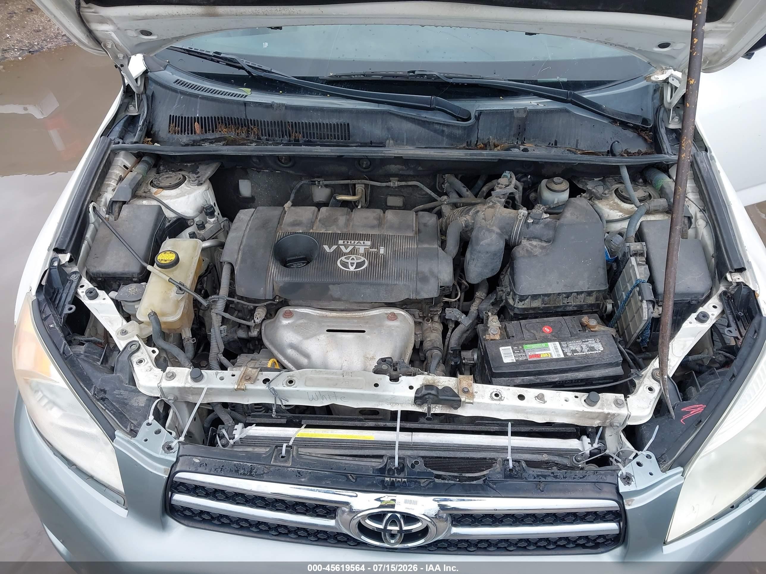 2010 Toyota Rav4   White vin: 2T3BF4DV5AW074192