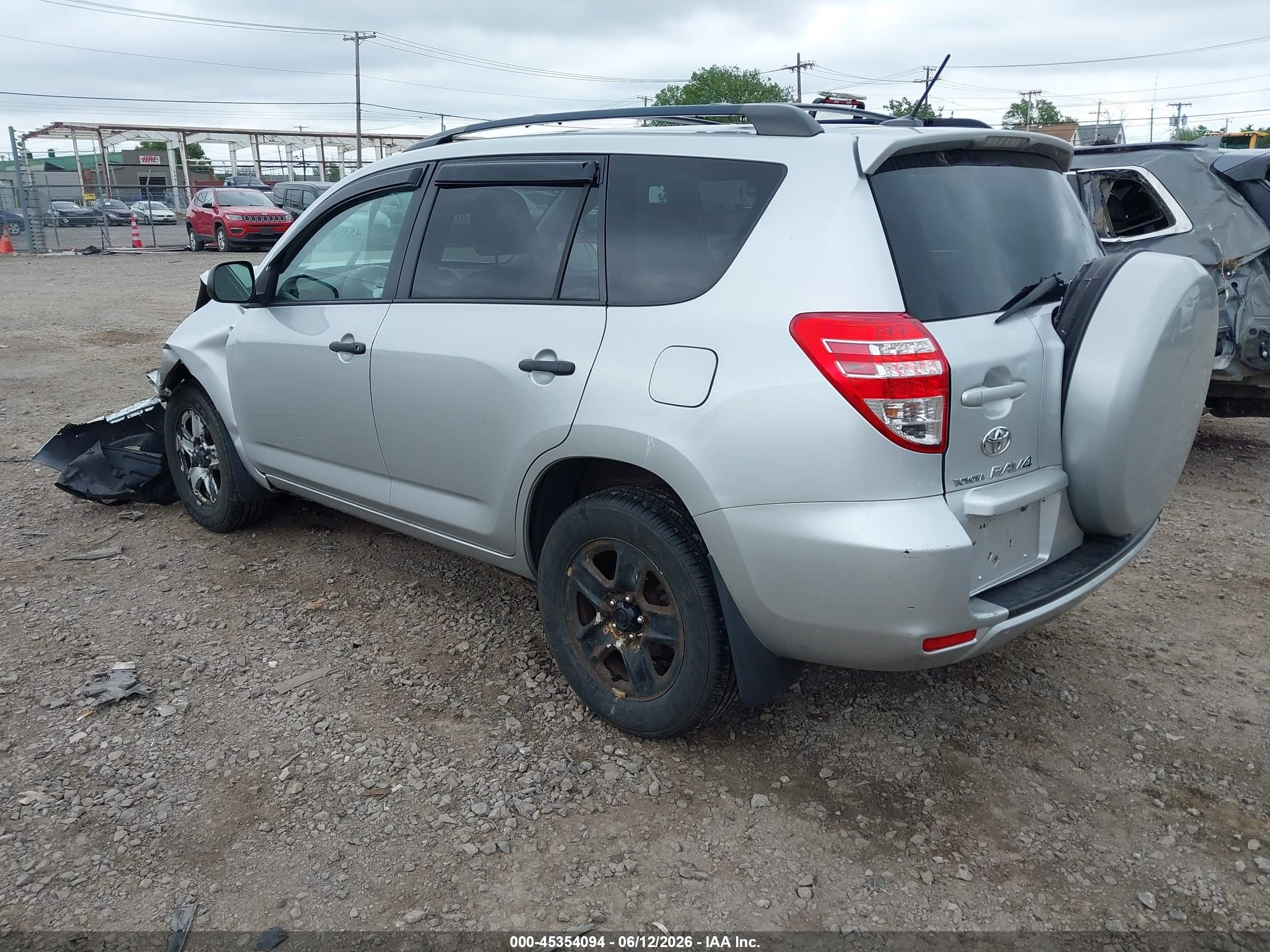 2010 Toyota Rav4   Silver vin: 2T3BF4DV5AW075603