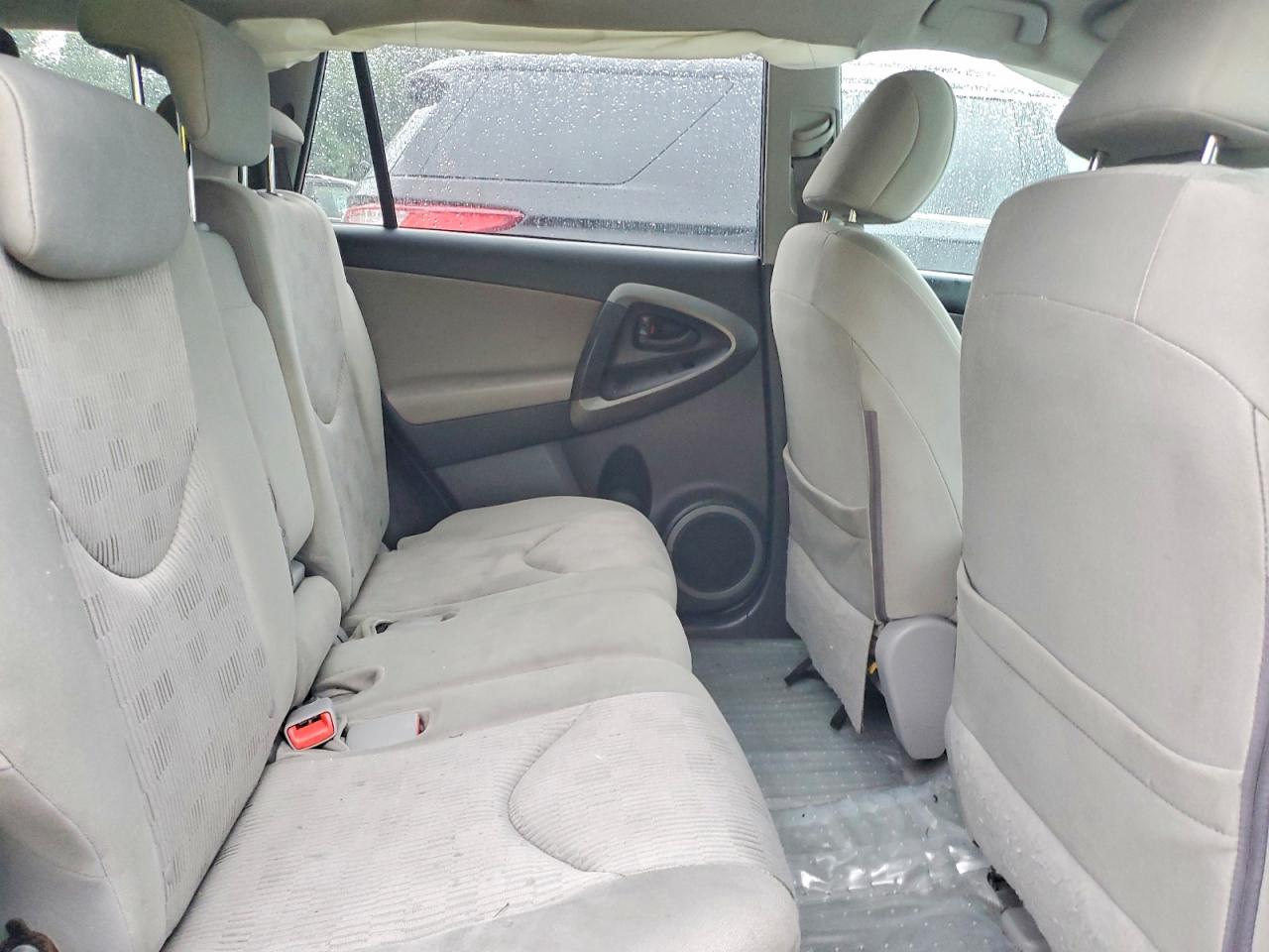 2011 Toyota Rav4 Base Silver vin: 2T3BF4DV5BW137289