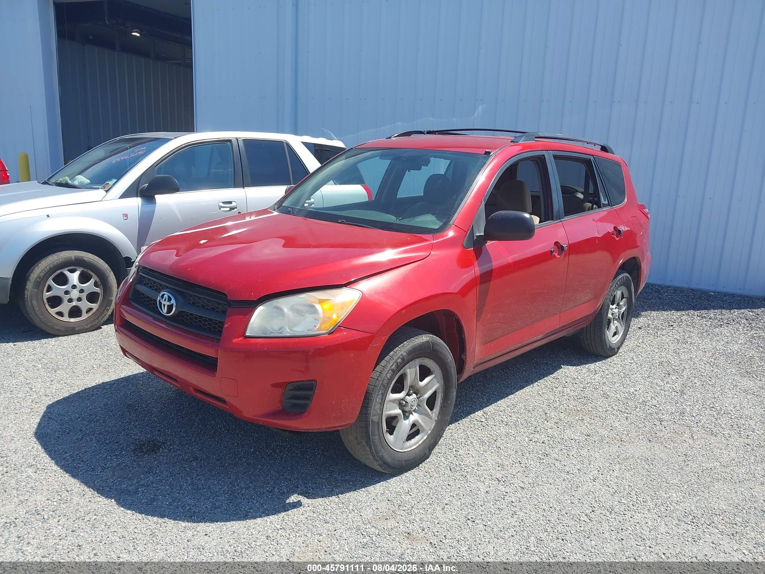2011 Toyota Rav4   Red vin: 2T3BF4DV5BW140547