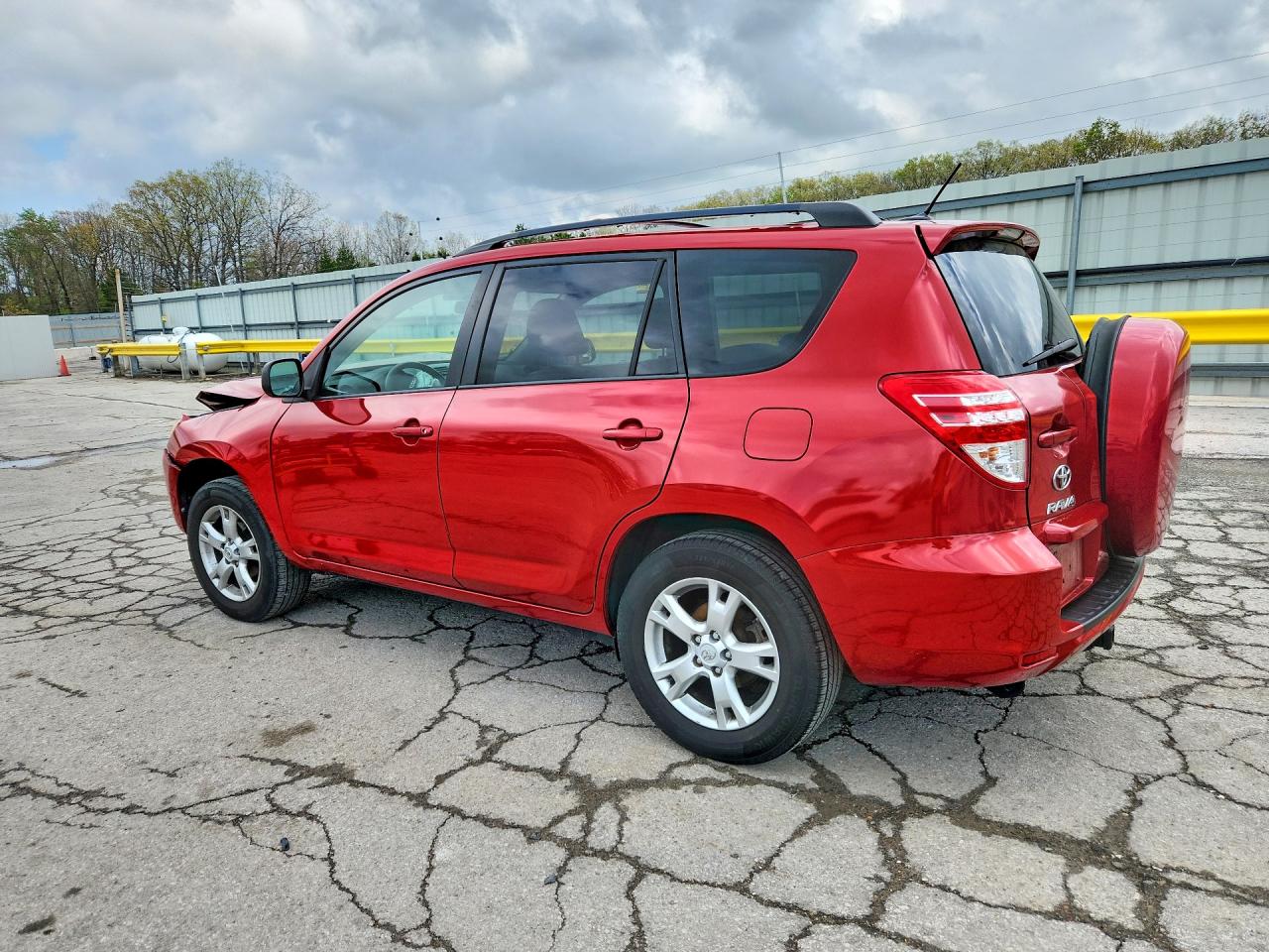 2011 Toyota Rav4 Base Red vin: 2T3BF4DV5BW145182