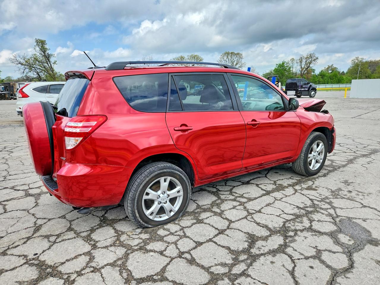 2011 Toyota Rav4 Base Red vin: 2T3BF4DV5BW145182
