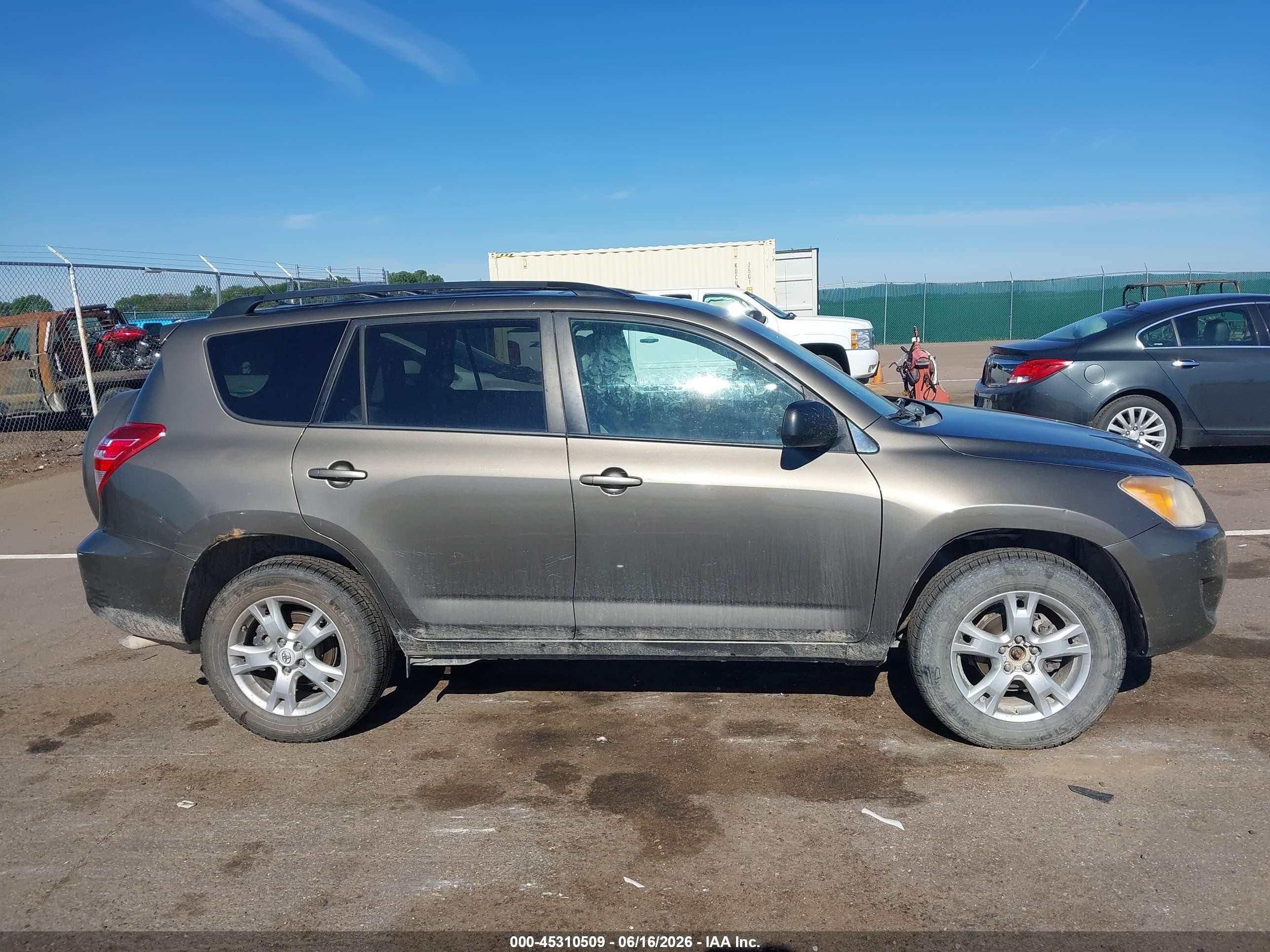 2011 Toyota Rav4   Brown vin: 2T3BF4DV5BW150205