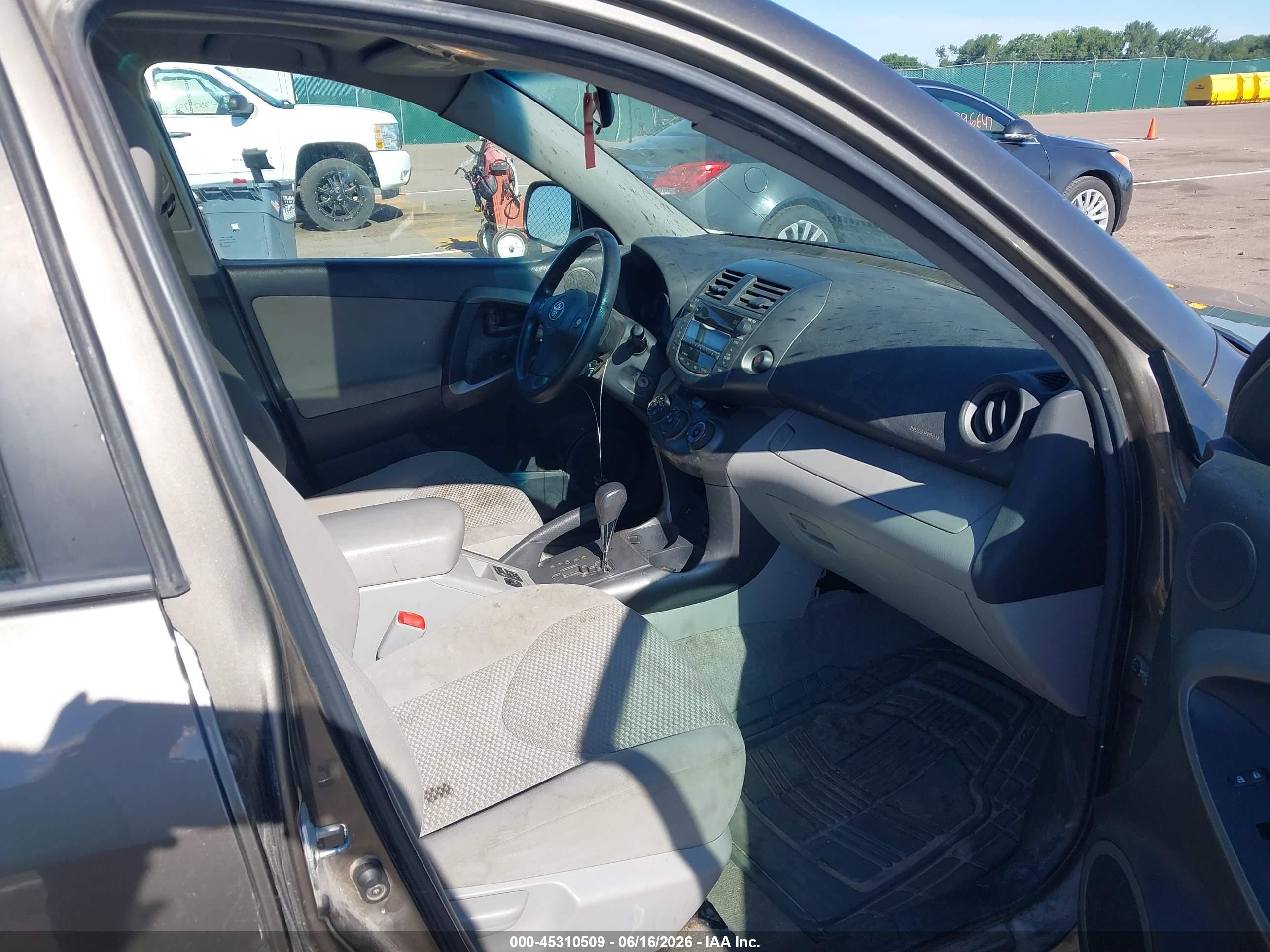2011 Toyota Rav4   Brown vin: 2T3BF4DV5BW150205
