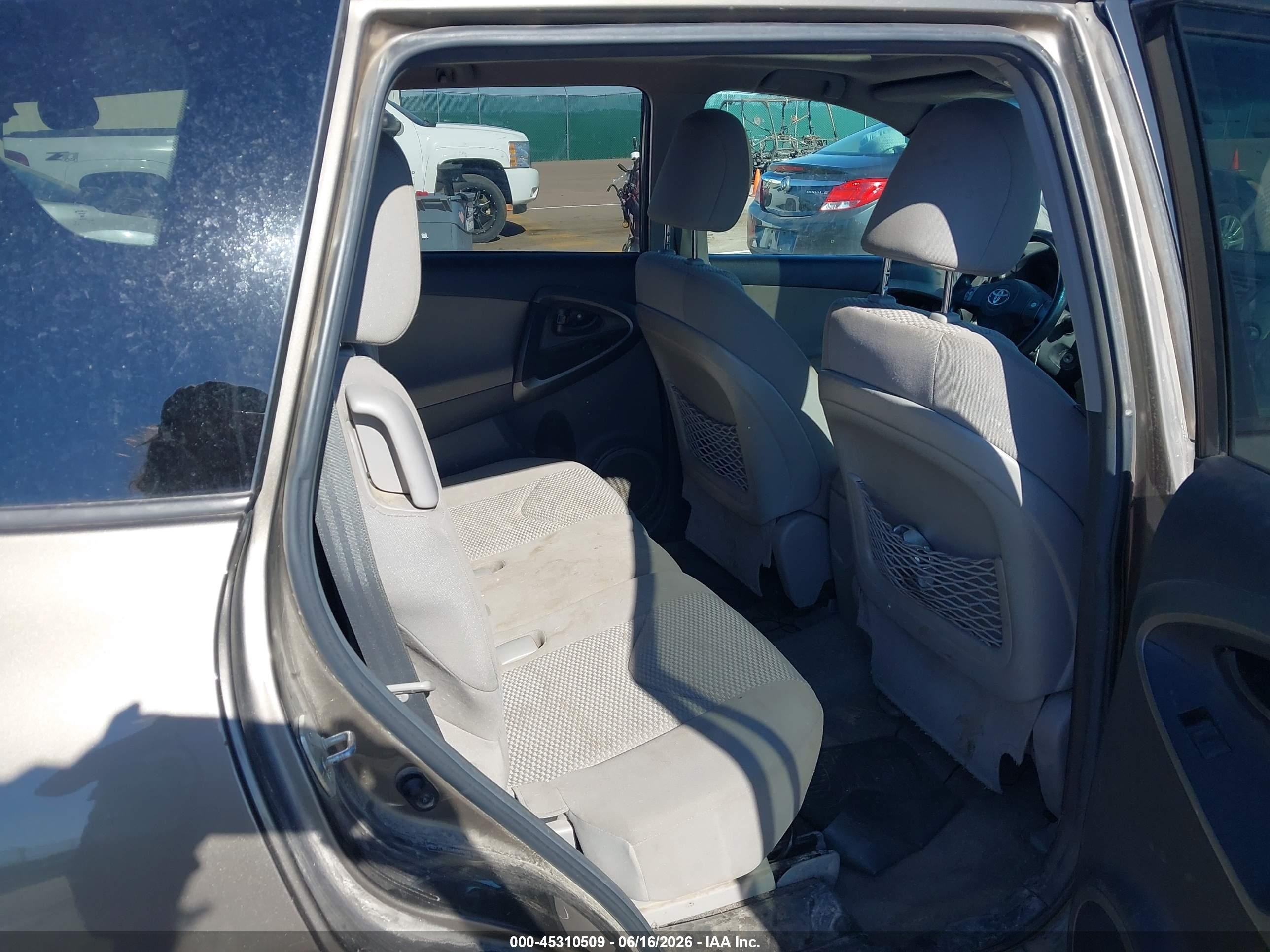 2011 Toyota Rav4   Brown vin: 2T3BF4DV5BW150205