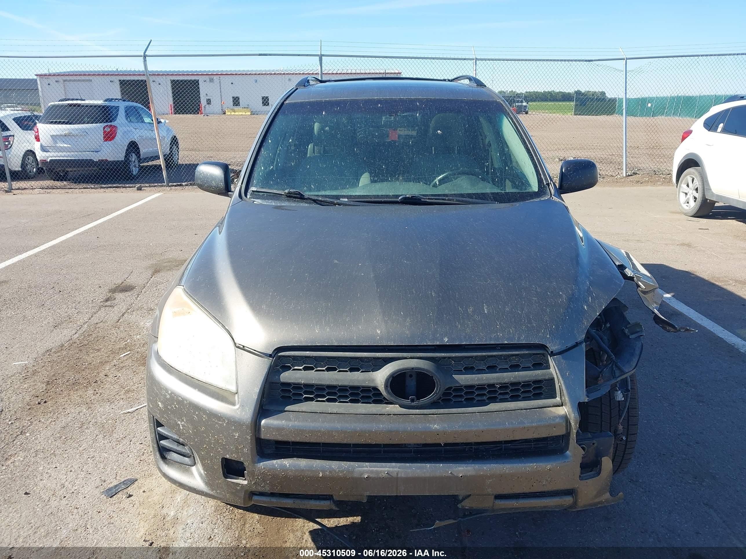 2011 Toyota Rav4   Brown vin: 2T3BF4DV5BW150205