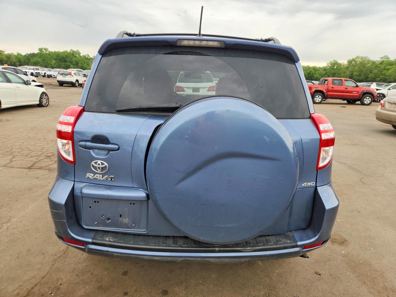 2011 Toyota Rav4 Base Blue vin: 2T3BF4DV5BW151824