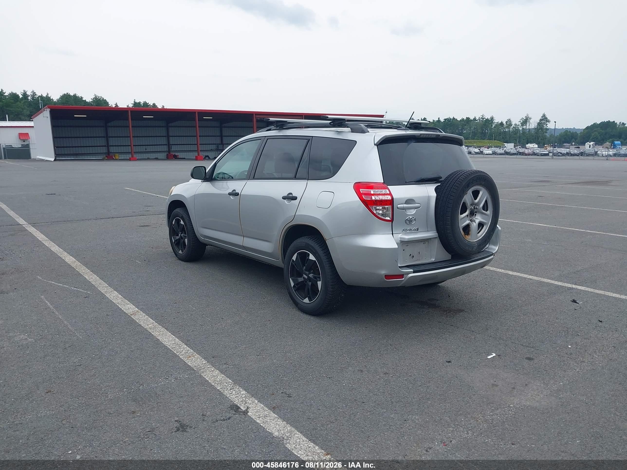 2011 Toyota Rav4   Silver vin: 2T3BF4DV5BW175315