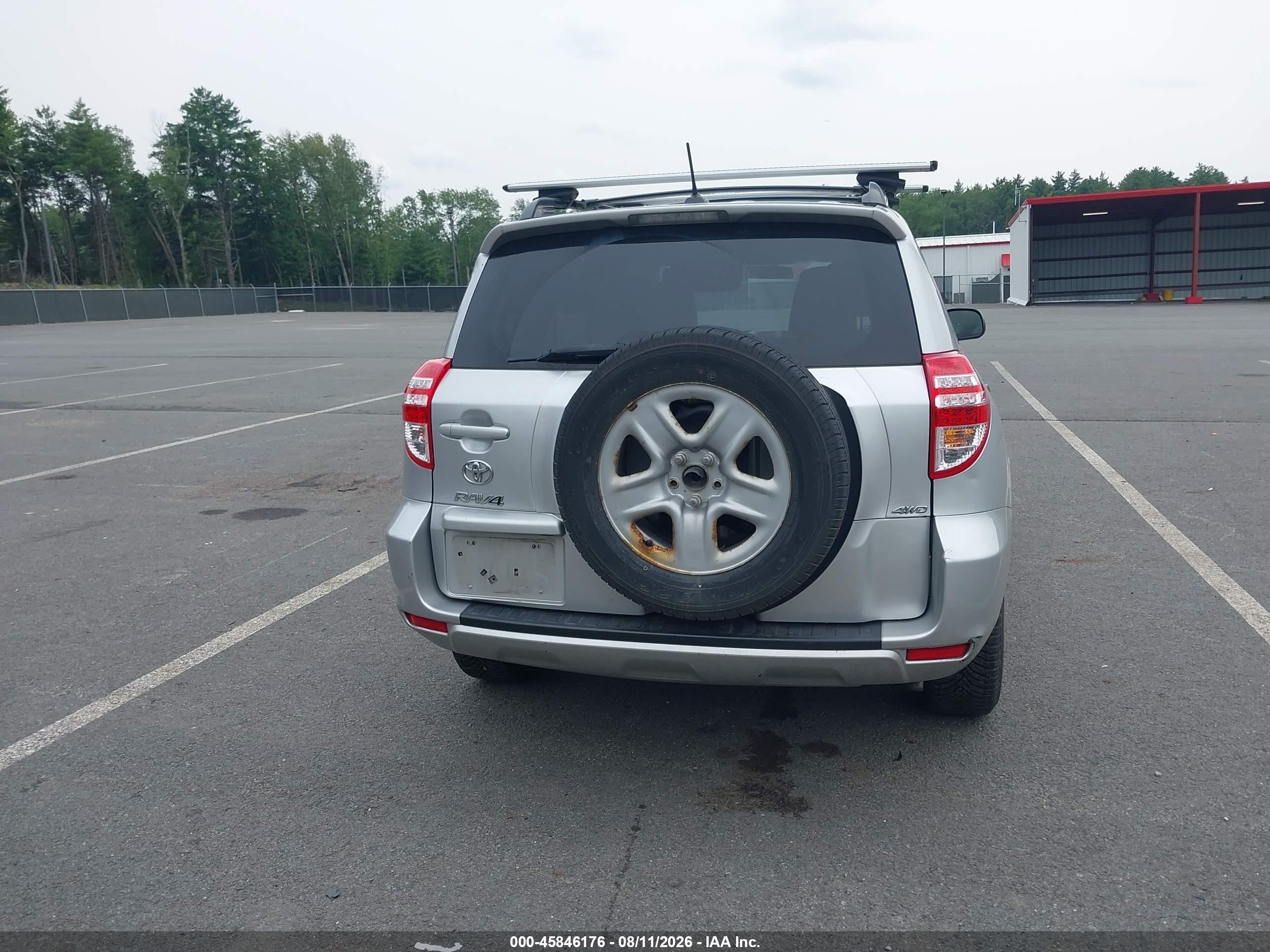 2011 Toyota Rav4   Silver vin: 2T3BF4DV5BW175315