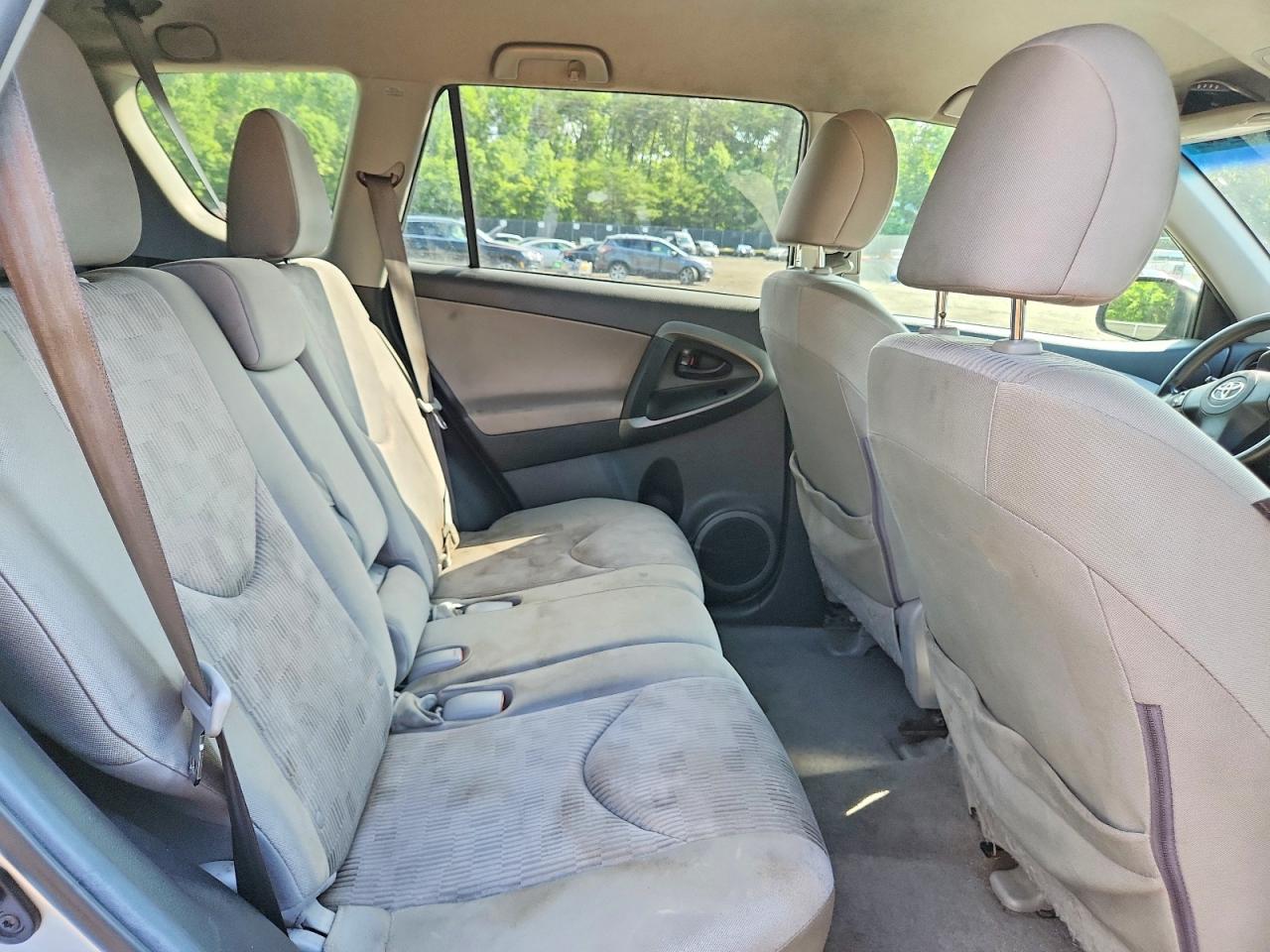 2012 Toyota Rav4 Base Silver vin: 2T3BF4DV5CW179334