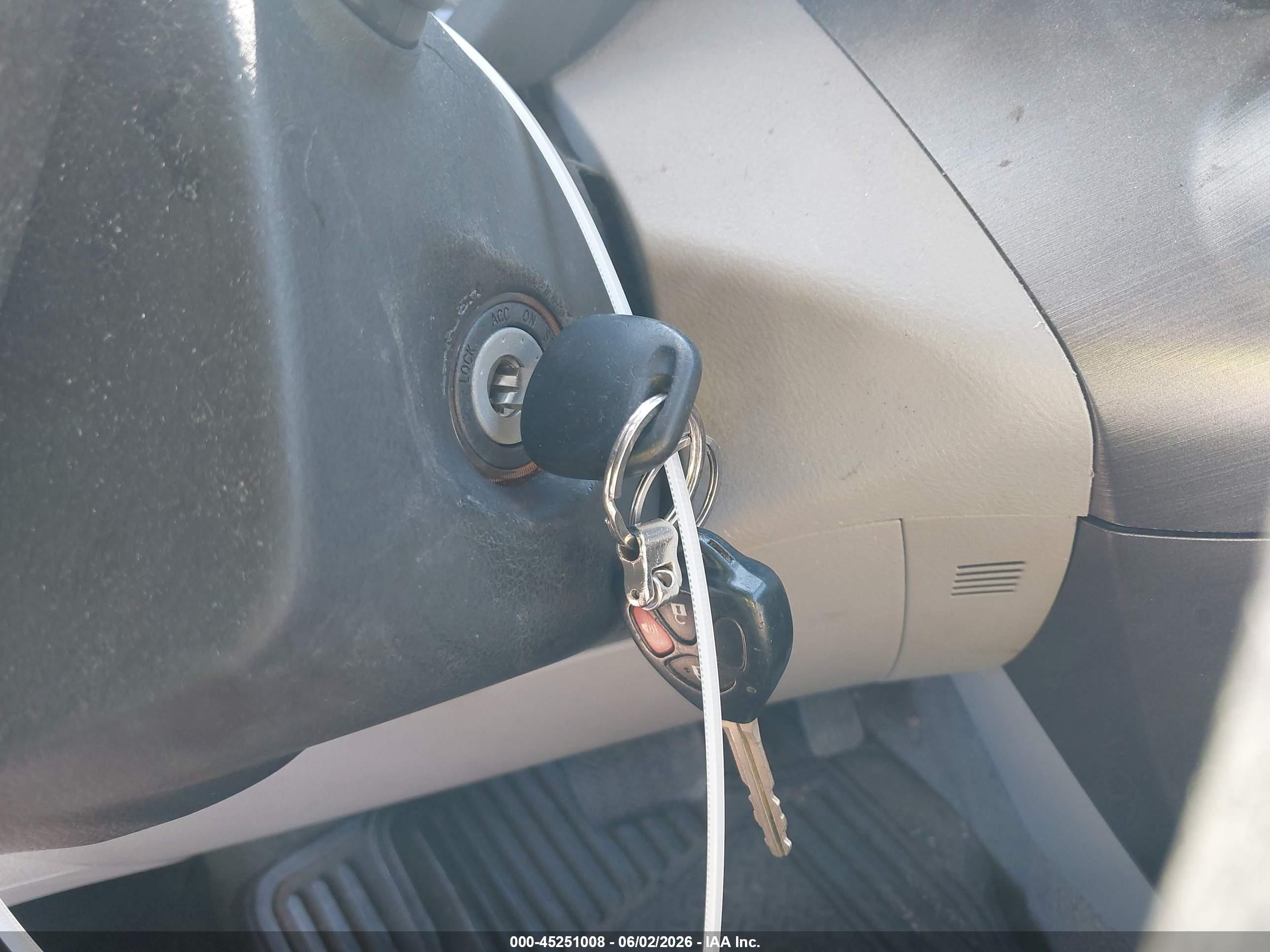 2012 Toyota Rav4   Серый vin: 2T3BF4DV5CW184890