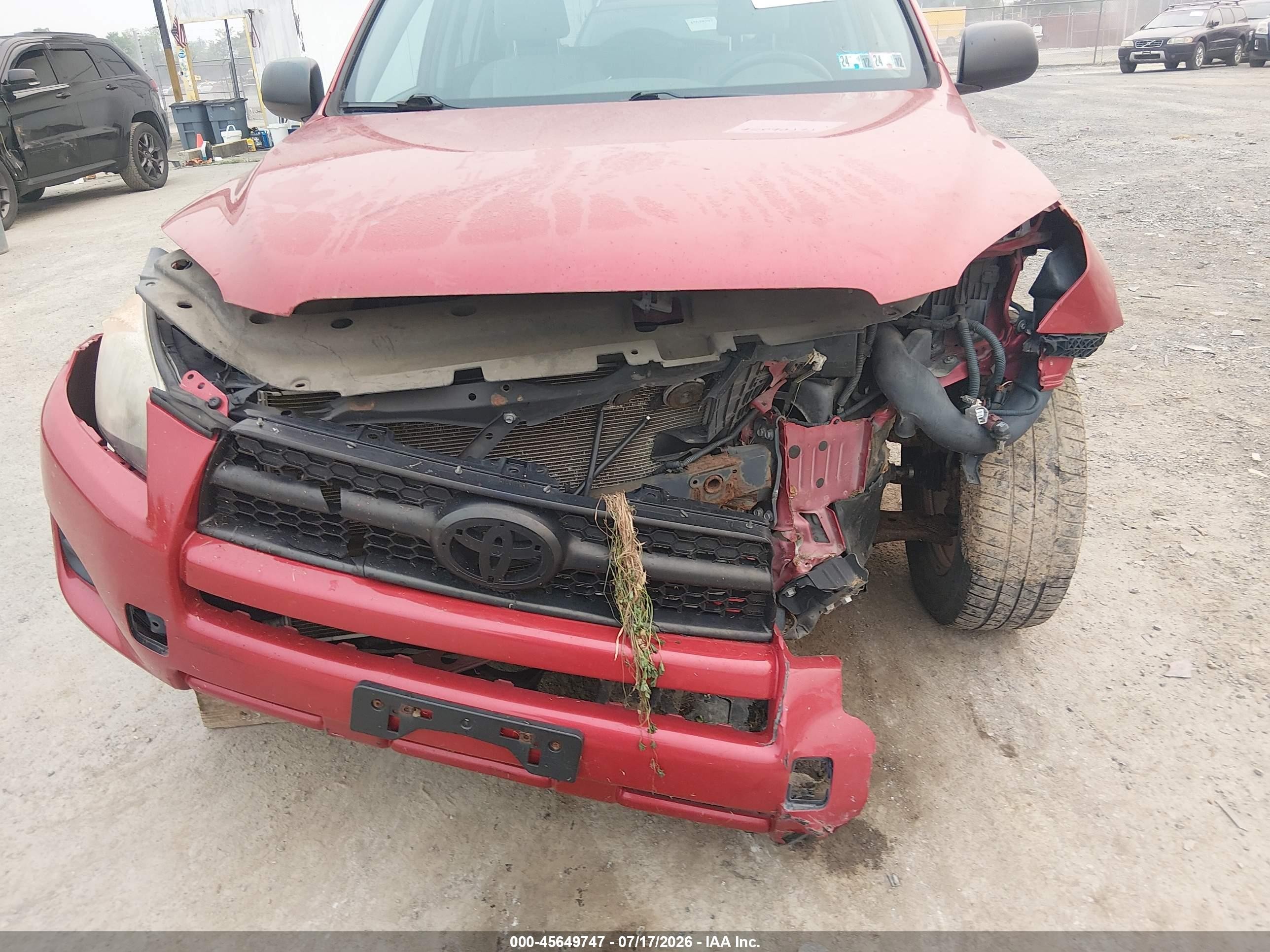 2012 Toyota Rav4   Red vin: 2T3BF4DV5CW220769