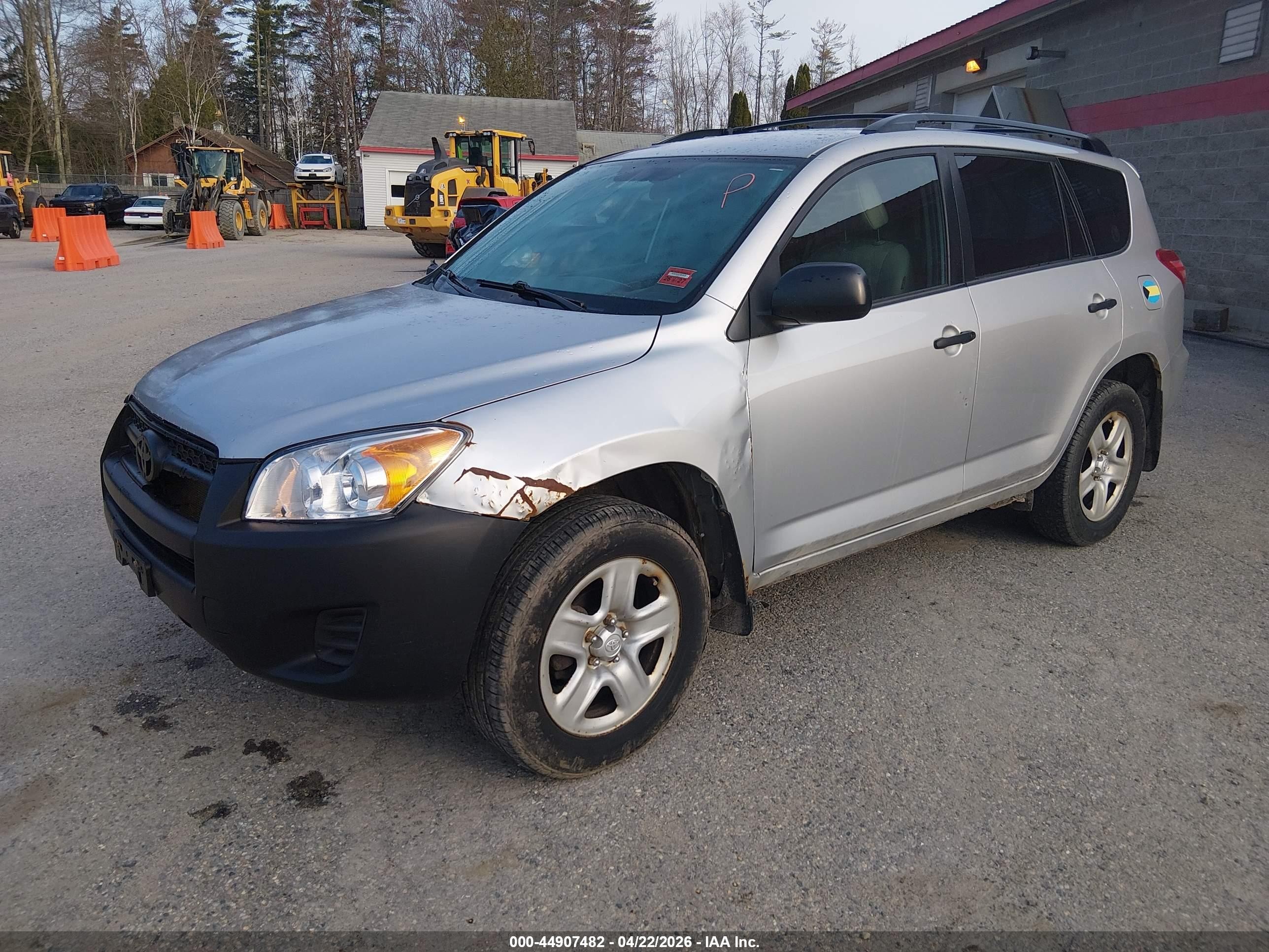 2012 Toyota Rav4   Silver vin: 2T3BF4DV5CW225261