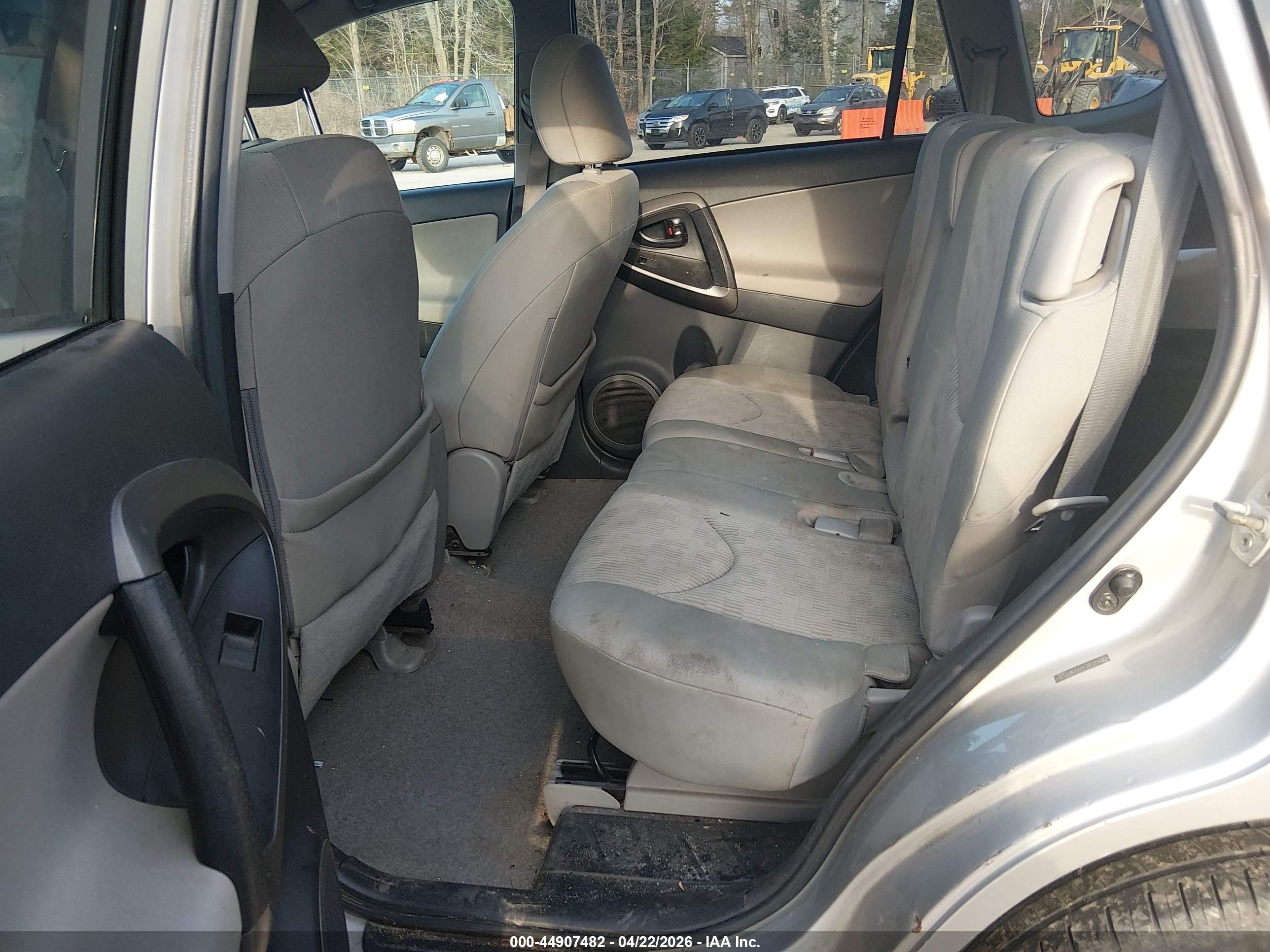 2012 Toyota Rav4   Silver vin: 2T3BF4DV5CW225261