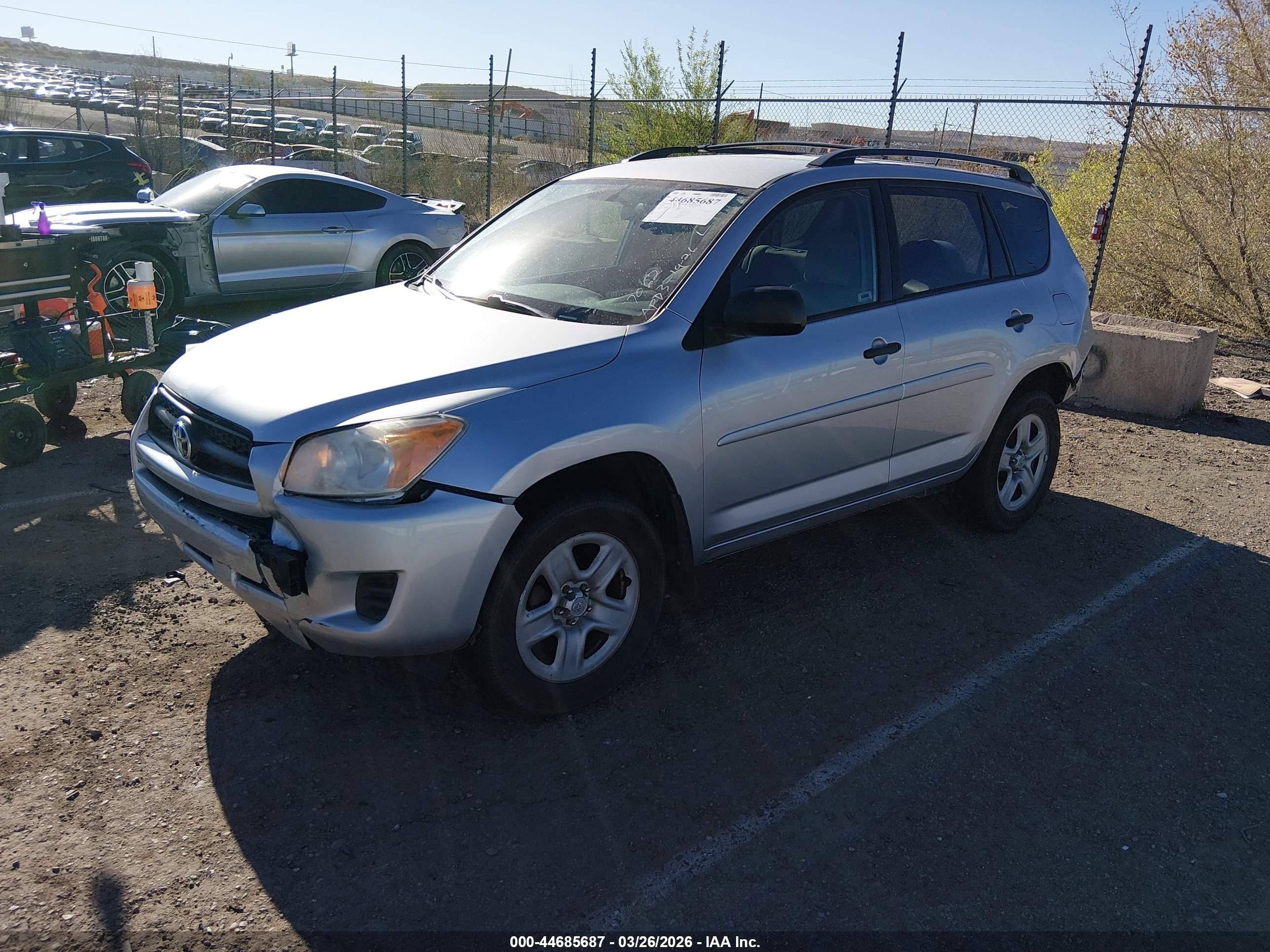 2012 Toyota Rav4   Silver vin: 2T3BF4DV5CW257062