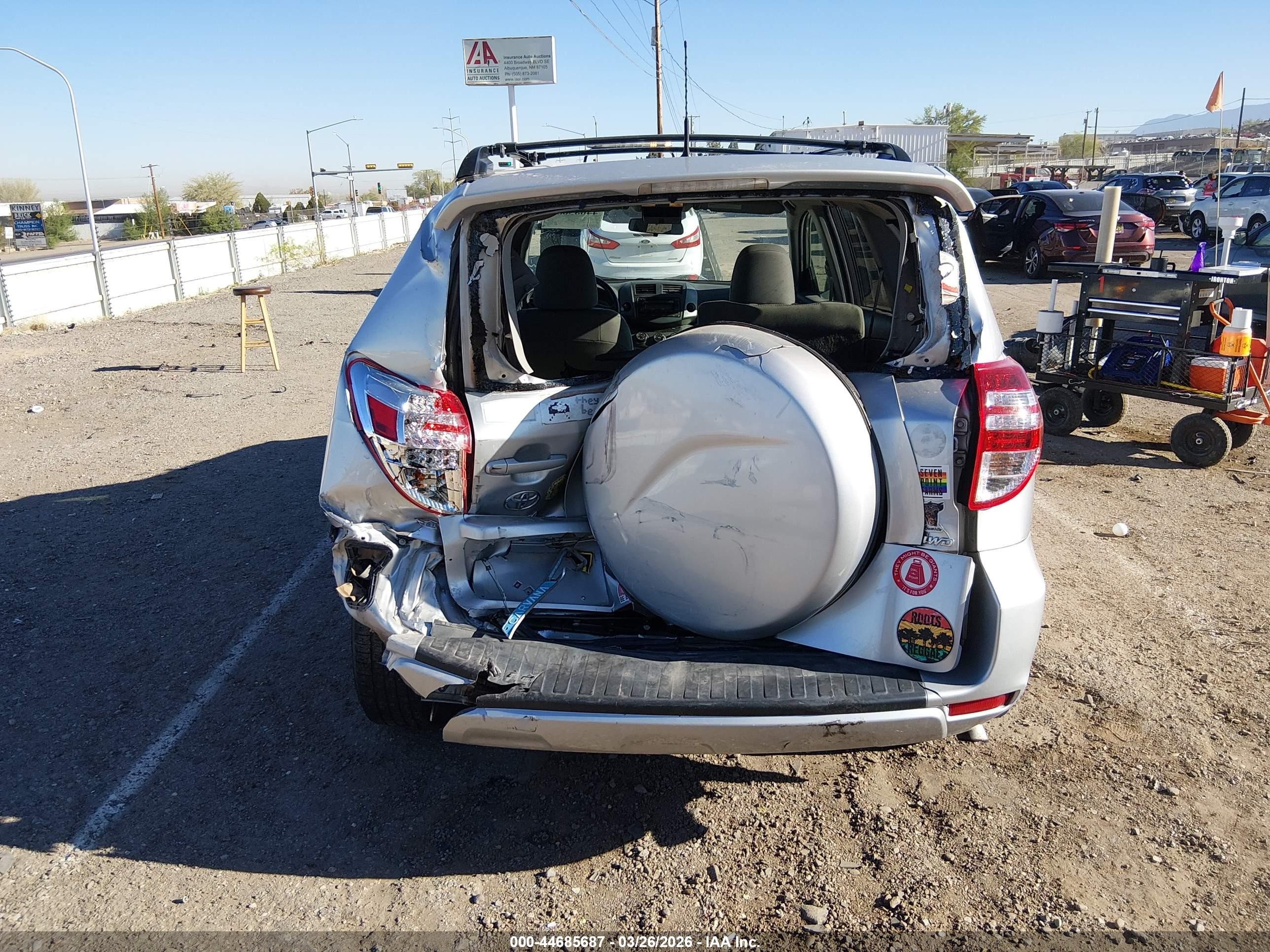 2012 Toyota Rav4   Silver vin: 2T3BF4DV5CW257062