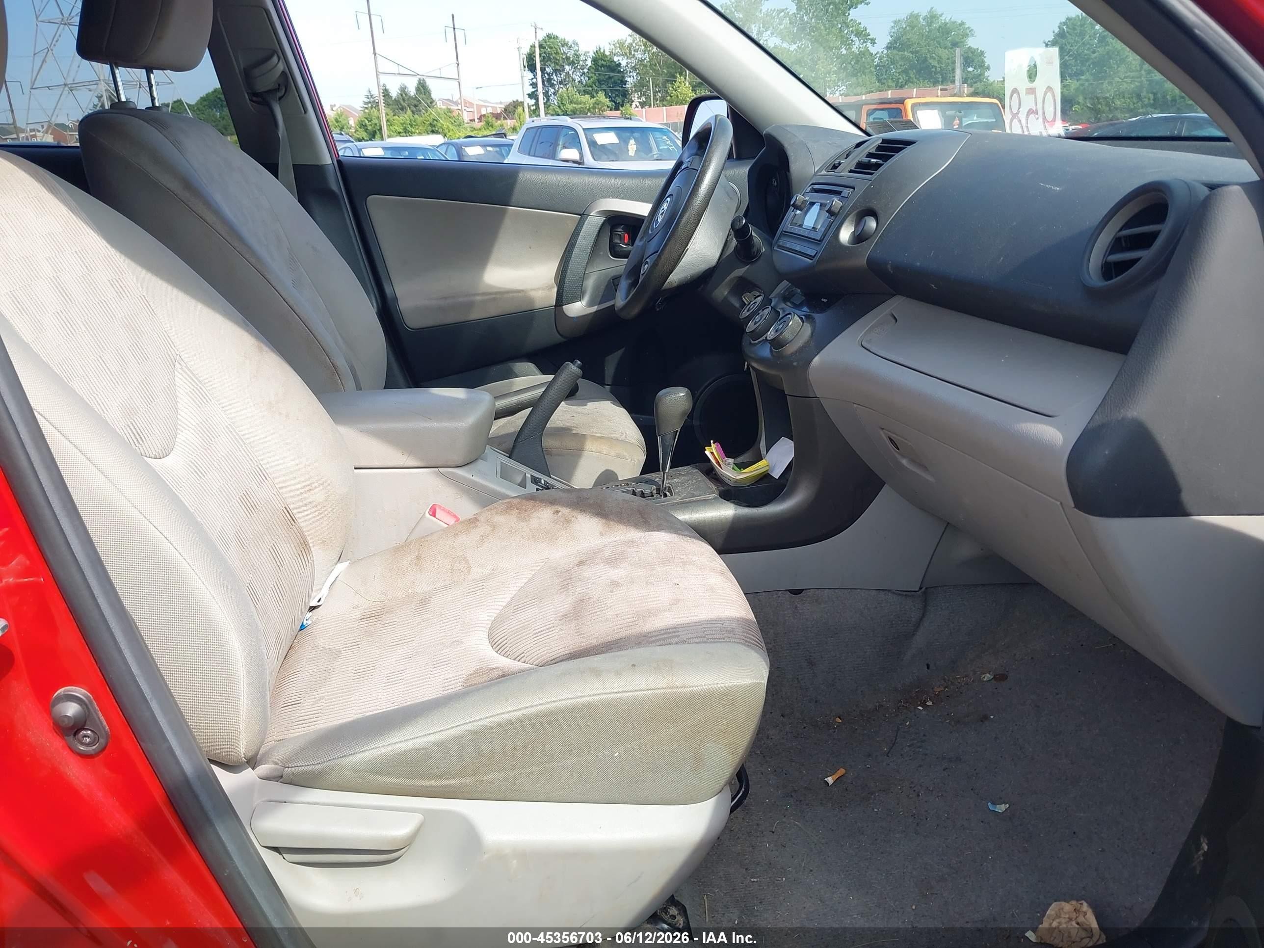 2012 Toyota Rav4   Red vin: 2T3BF4DV5CW263055