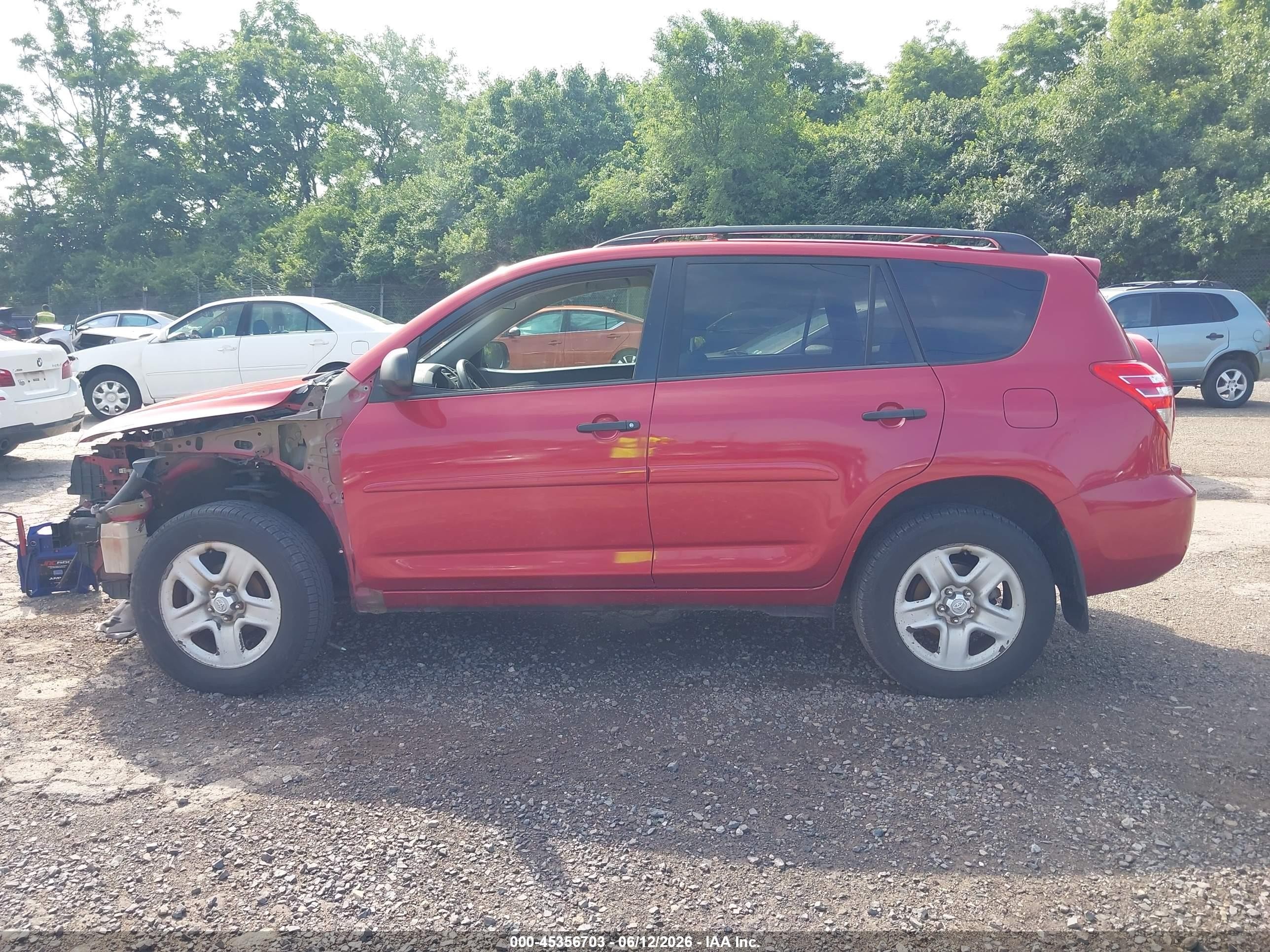 2012 Toyota Rav4   Red vin: 2T3BF4DV5CW263055