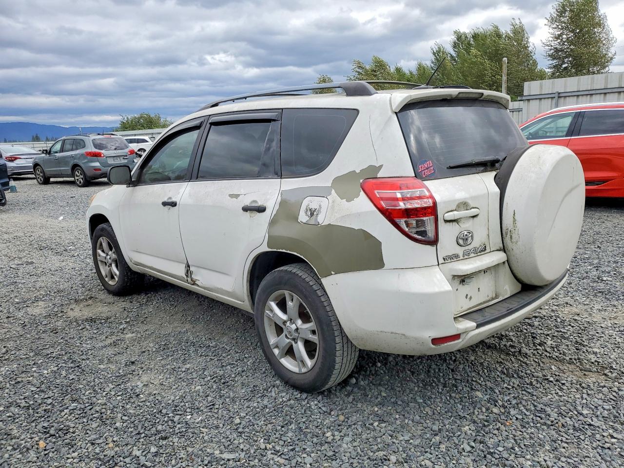 2010 Toyota Rav4 Base White vin: 2T3BF4DV6AW033408