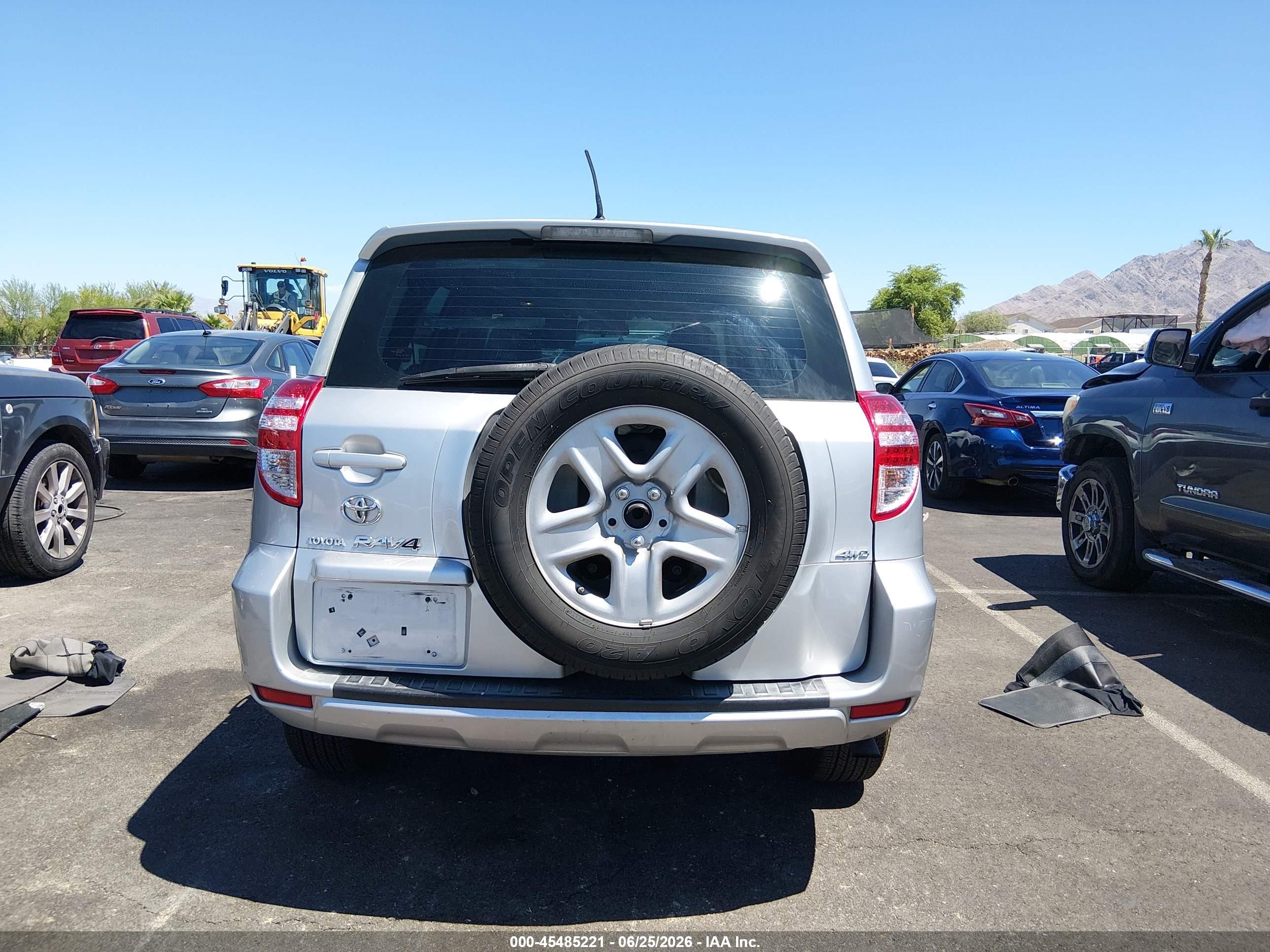 2010 Toyota Rav4   Серебряный vin: 2T3BF4DV6AW057367