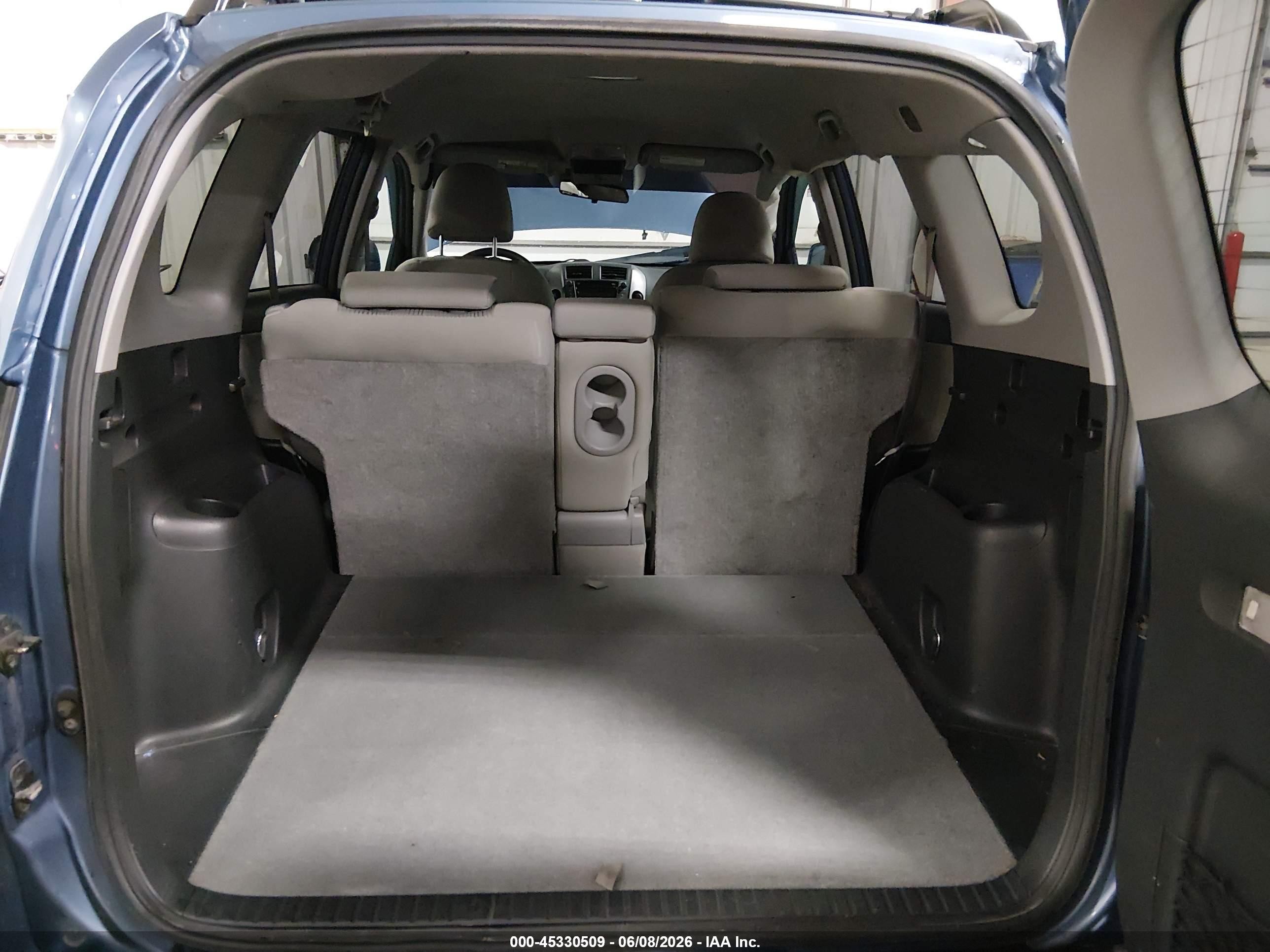 2010 Toyota Rav4   Blue vin: 2T3BF4DV6AW059166