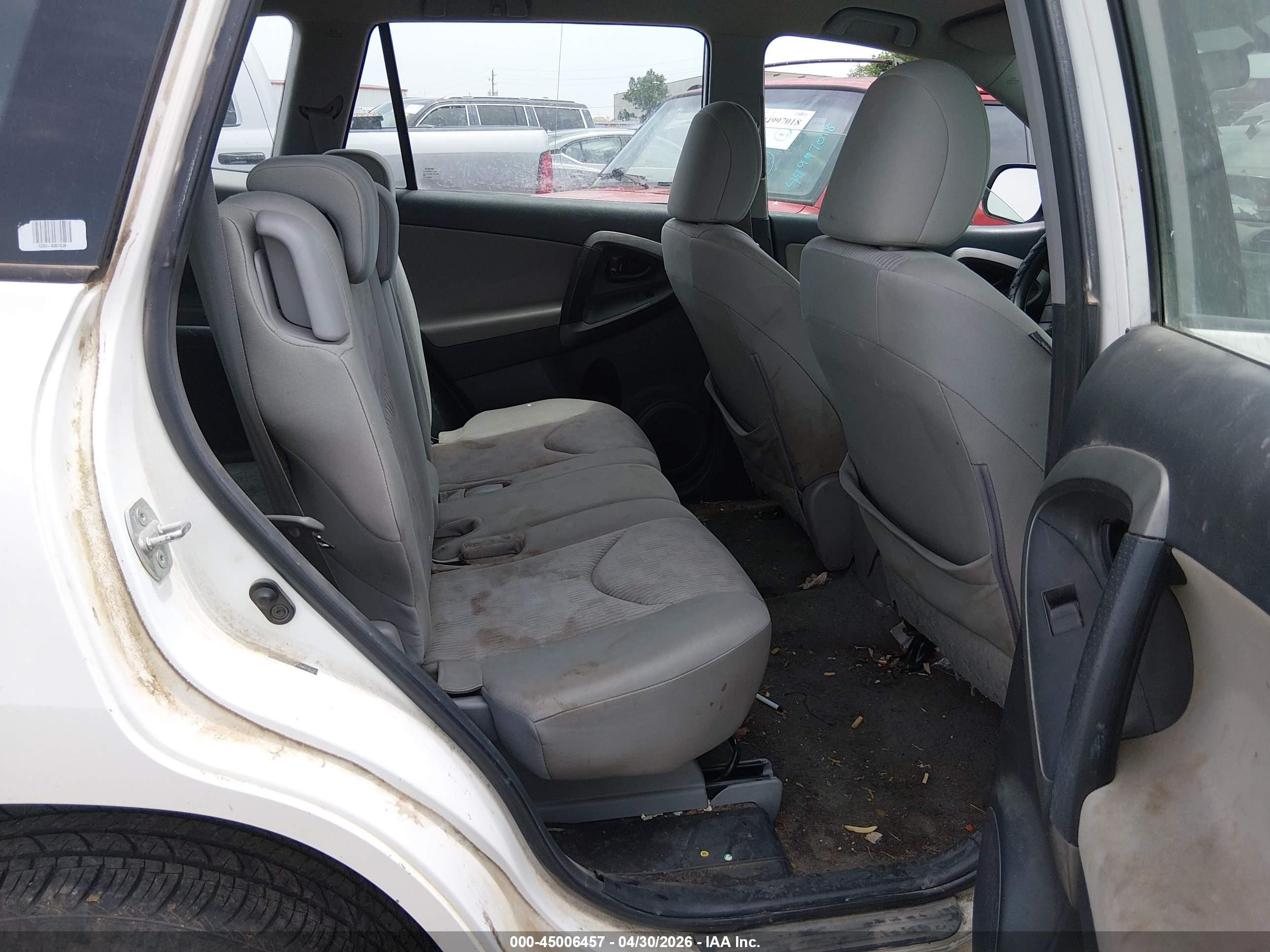 2010 Toyota Rav4   White vin: 2T3BF4DV6AW059295