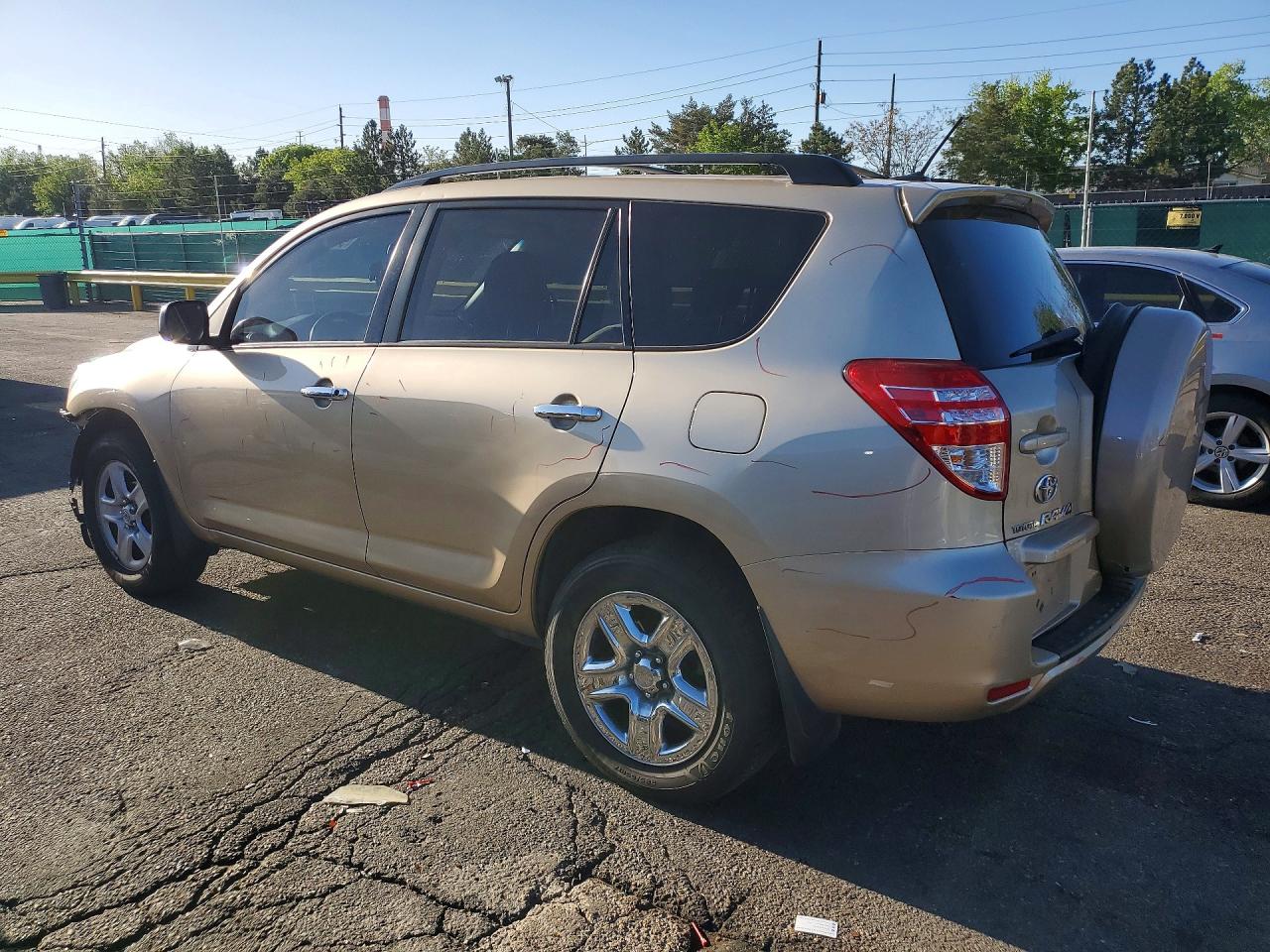 2010 Toyota Rav4 Base Gold vin: 2T3BF4DV6AW063394