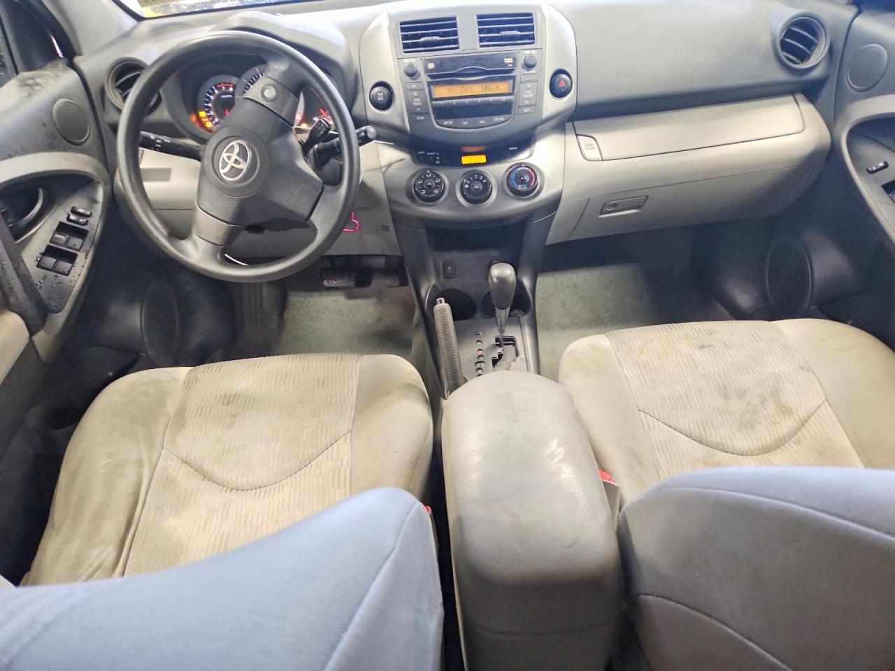 2010 Toyota Rav4 Base Silver vin: 2T3BF4DV6AW067851
