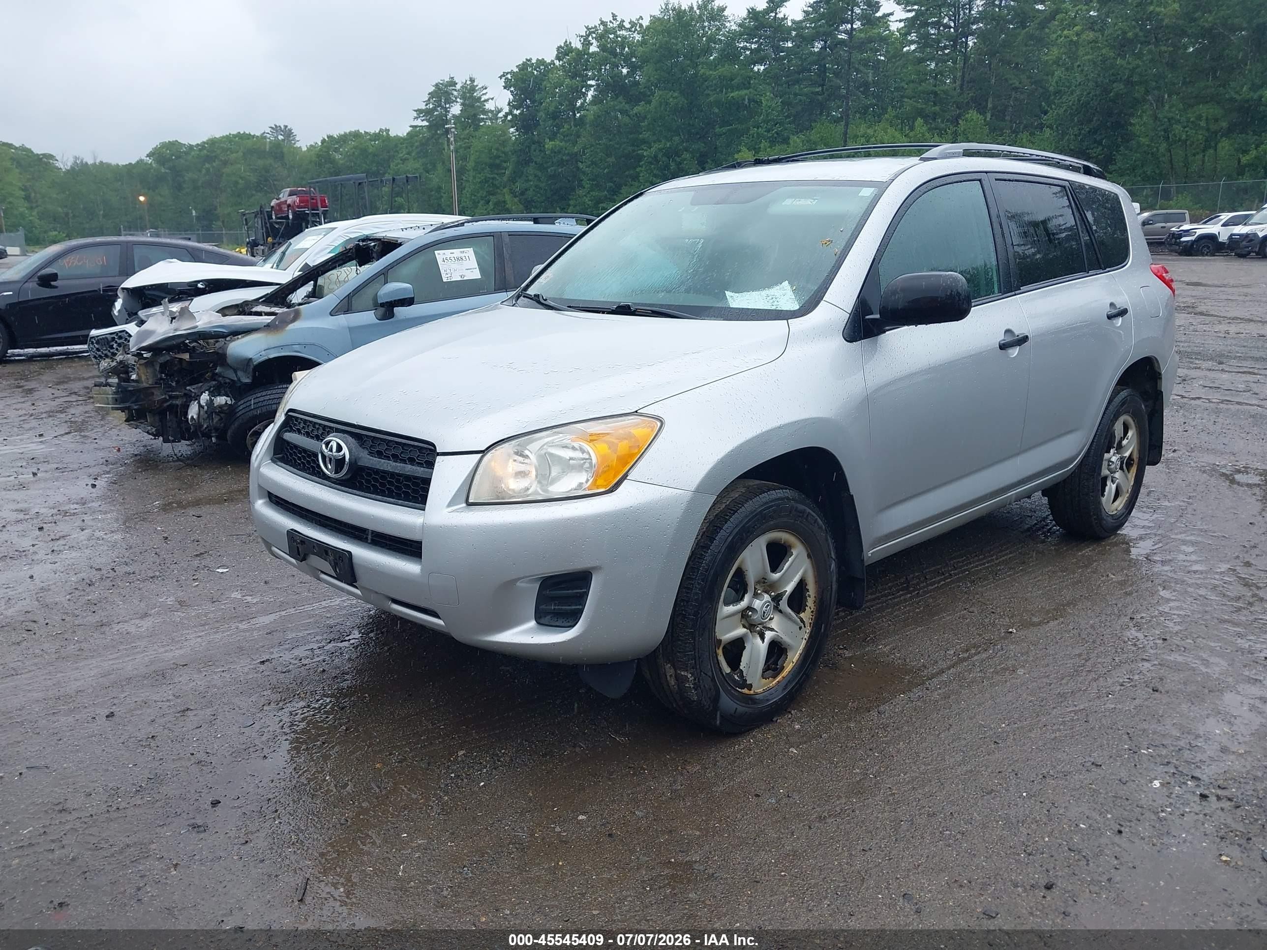 2010 Toyota Rav4   Silver vin: 2T3BF4DV6AW074279