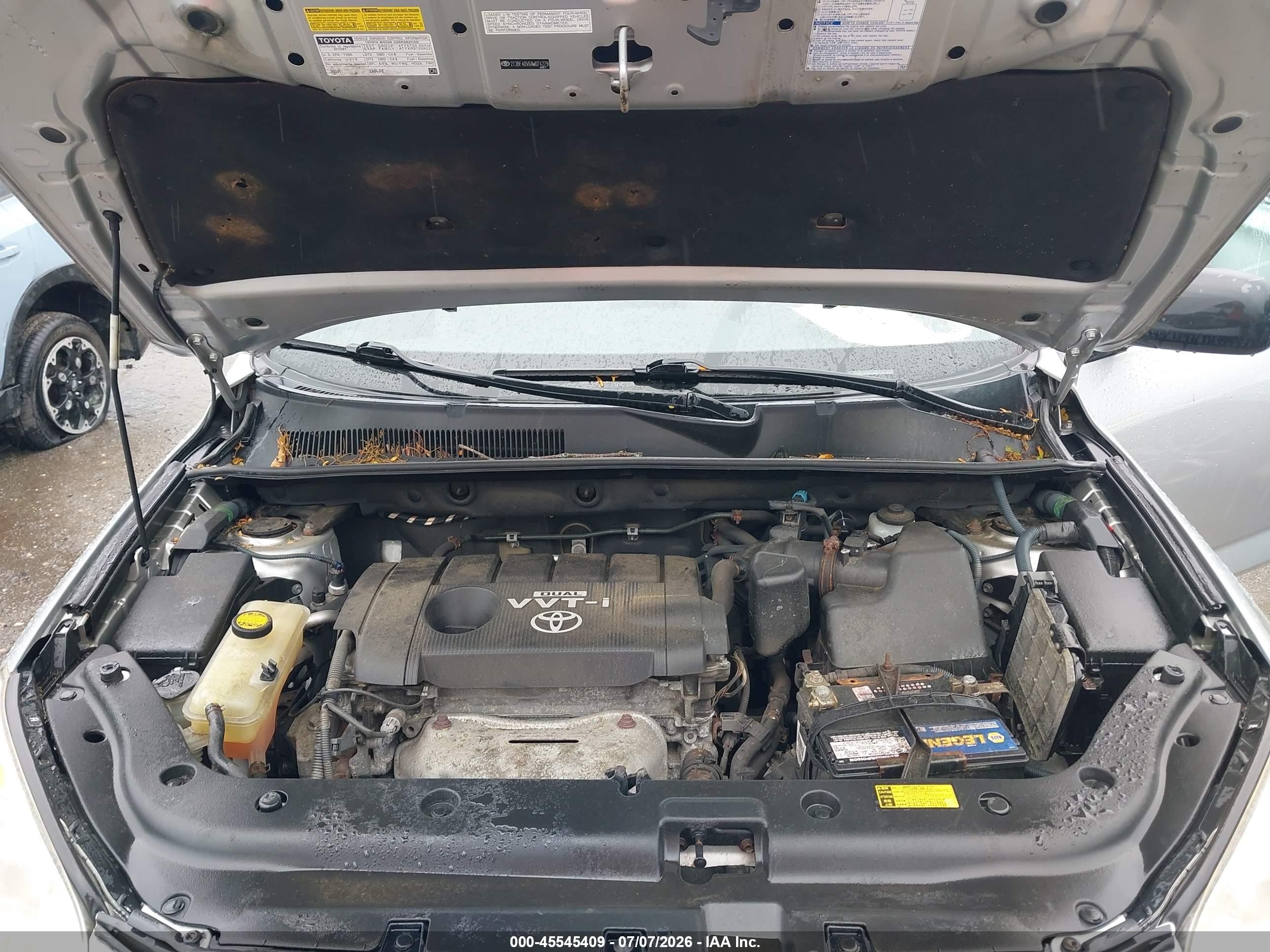 2010 Toyota Rav4   Silver vin: 2T3BF4DV6AW074279