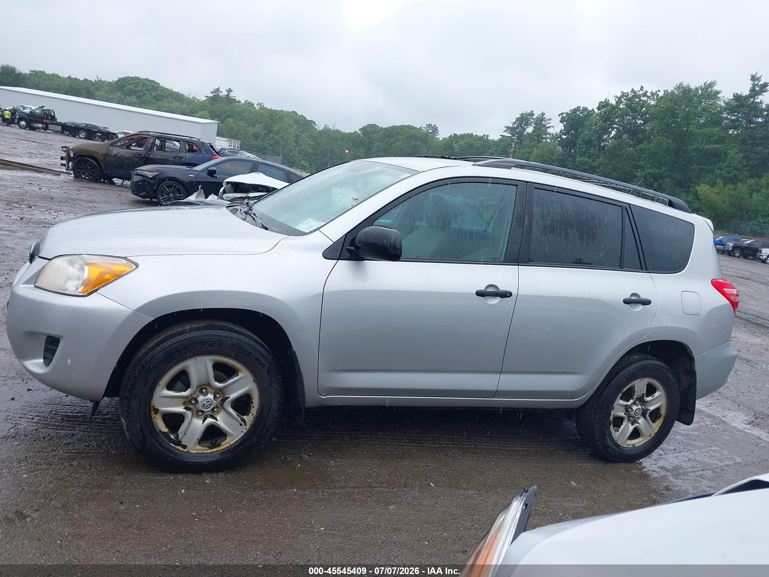 2010 Toyota Rav4   Silver vin: 2T3BF4DV6AW074279