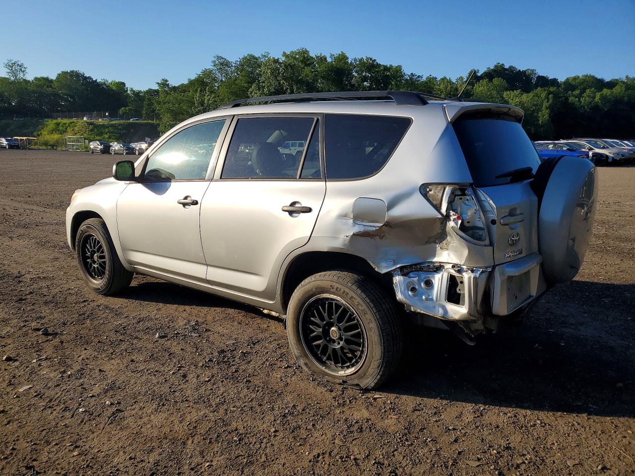2011 Toyota Rav4 Base Silver vin: 2T3BF4DV6BW105158
