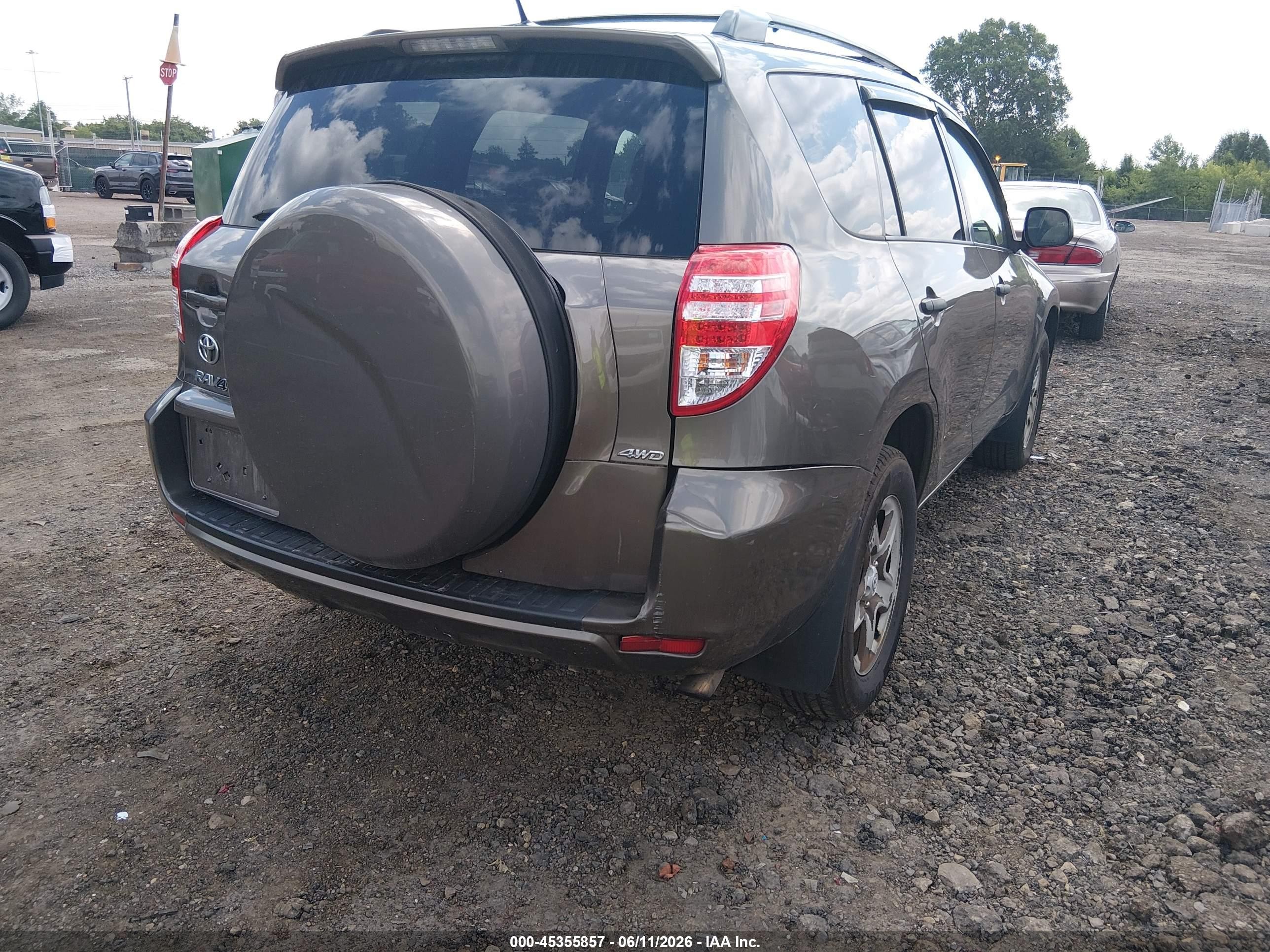 2011 Toyota Rav4   Brown vin: 2T3BF4DV6BW107265