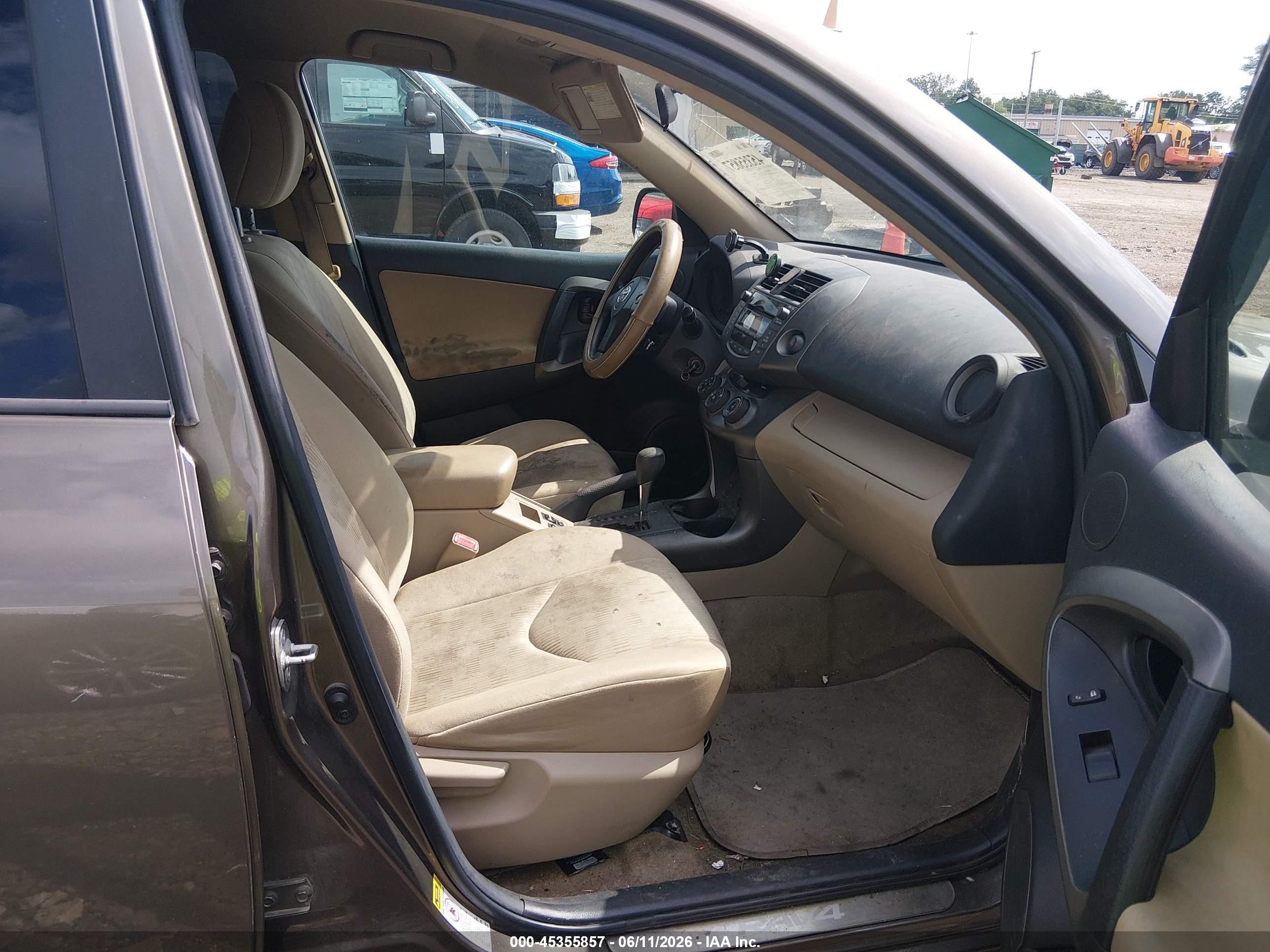 2011 Toyota Rav4   Brown vin: 2T3BF4DV6BW107265